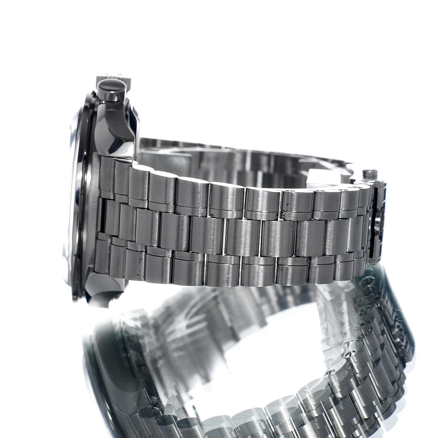 Omega Speedmaster Moonwatch Professional 310.30.42.50.01.001 Thumbnail 2