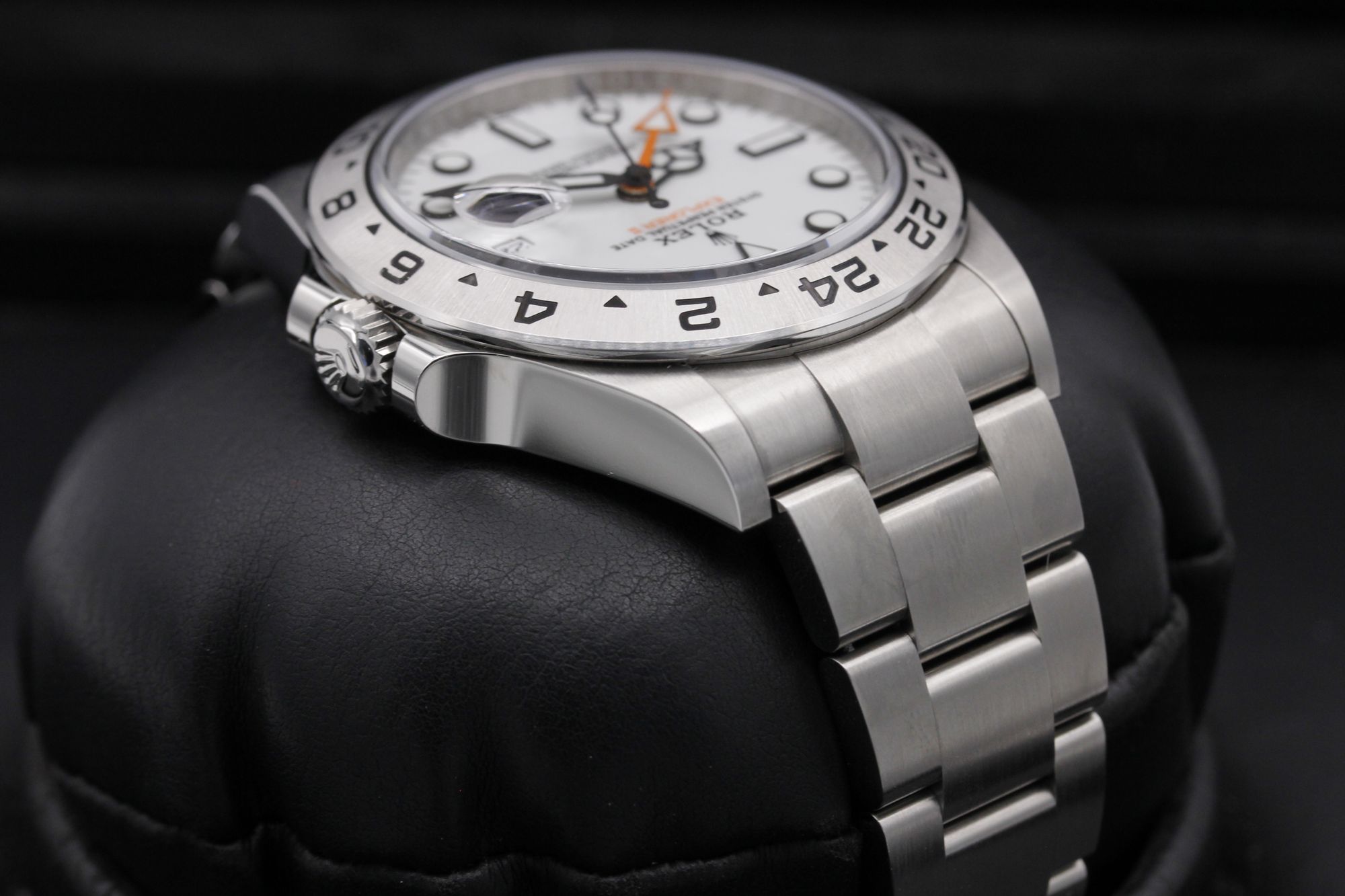 Rolex Explorer II 226570 Thumbnail 4