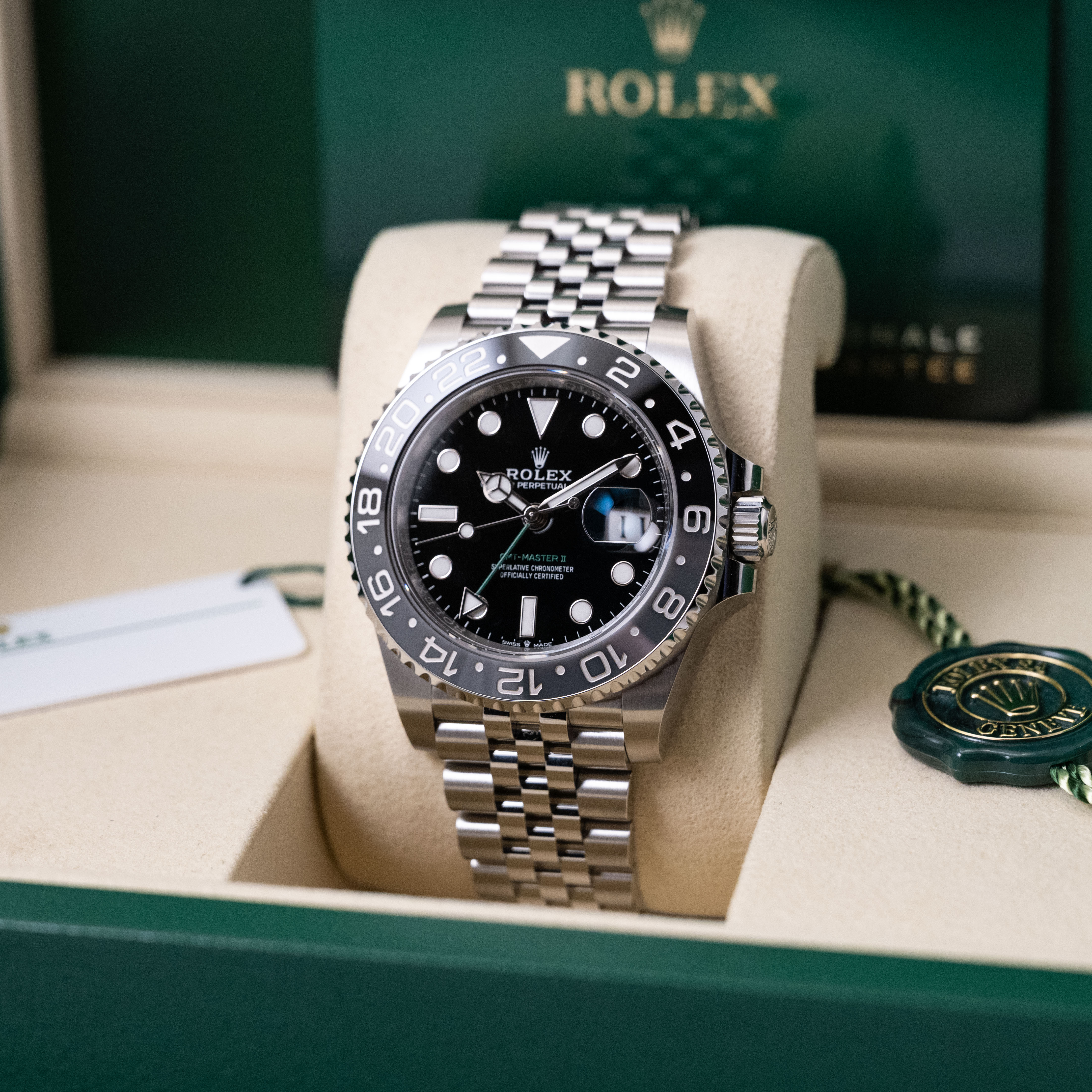 Rolex GMT Master II 126710 GRNR Thumbnail 5