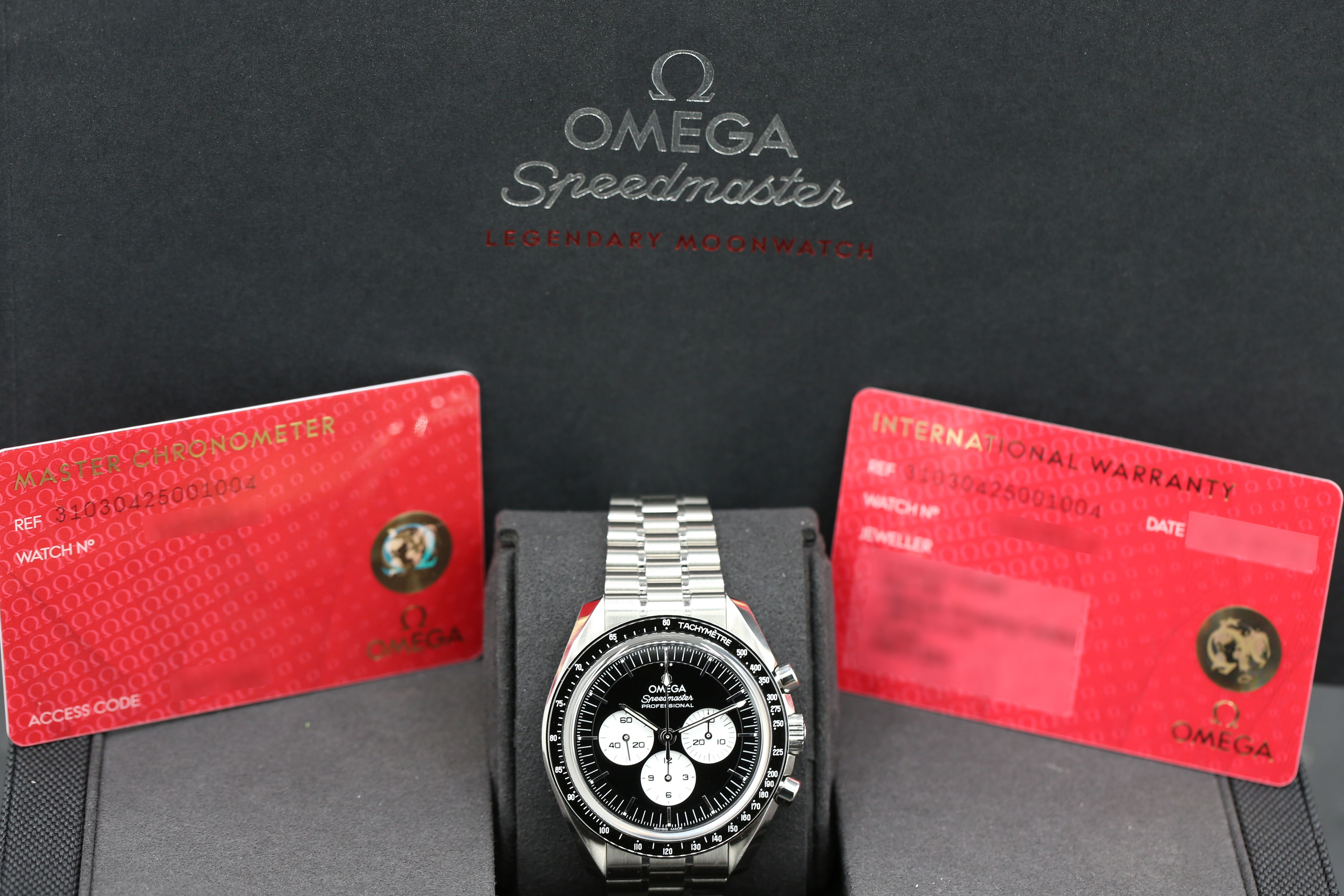 Omega Speedmaster Moonwatch Professional 310.30.42.50.01.004 Thumbnail 7