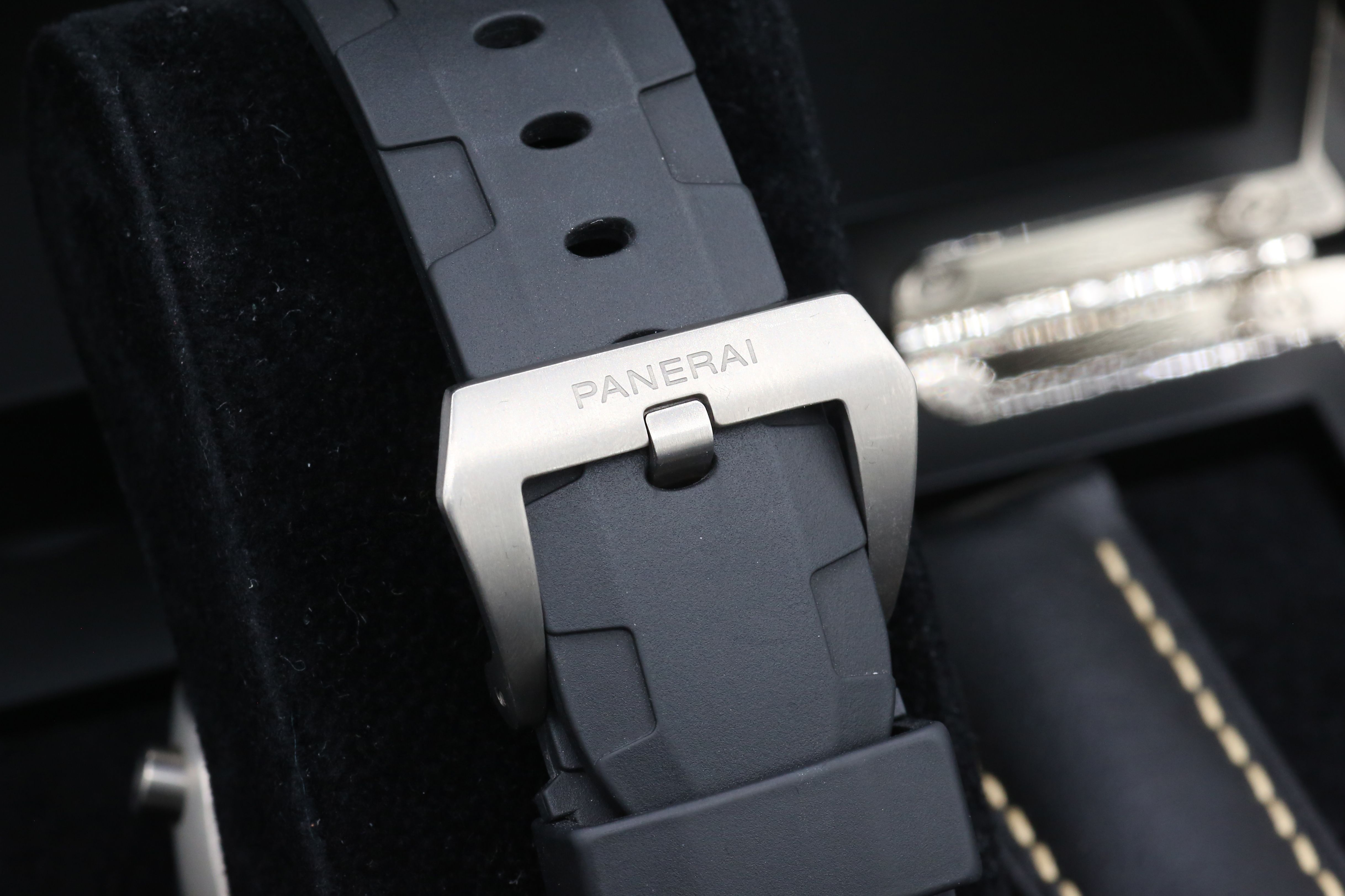 Panerai Luminor Regatta PAM00526 Thumbnail 3