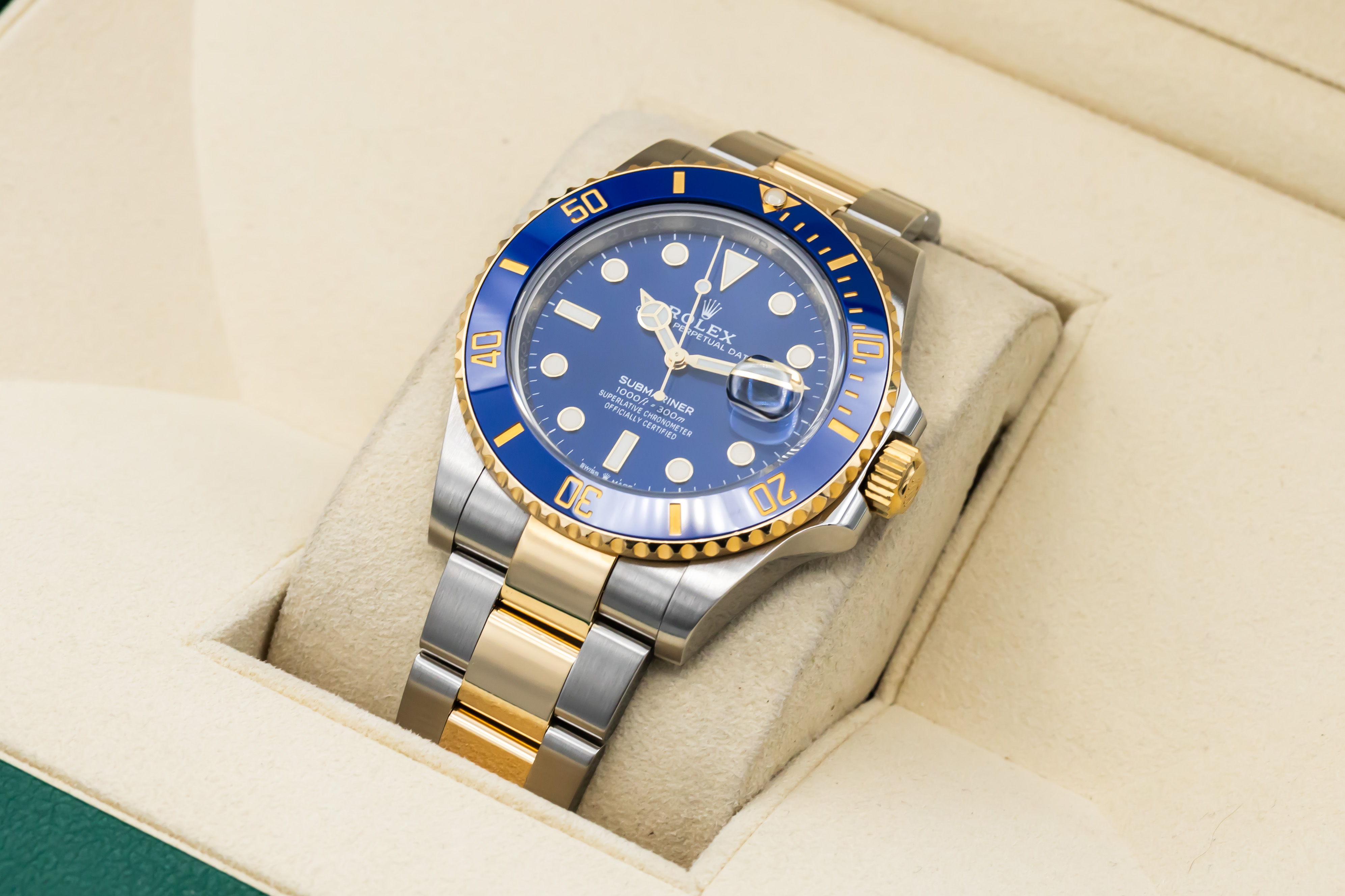 Rolex Submariner 126613 LB Thumbnail 5