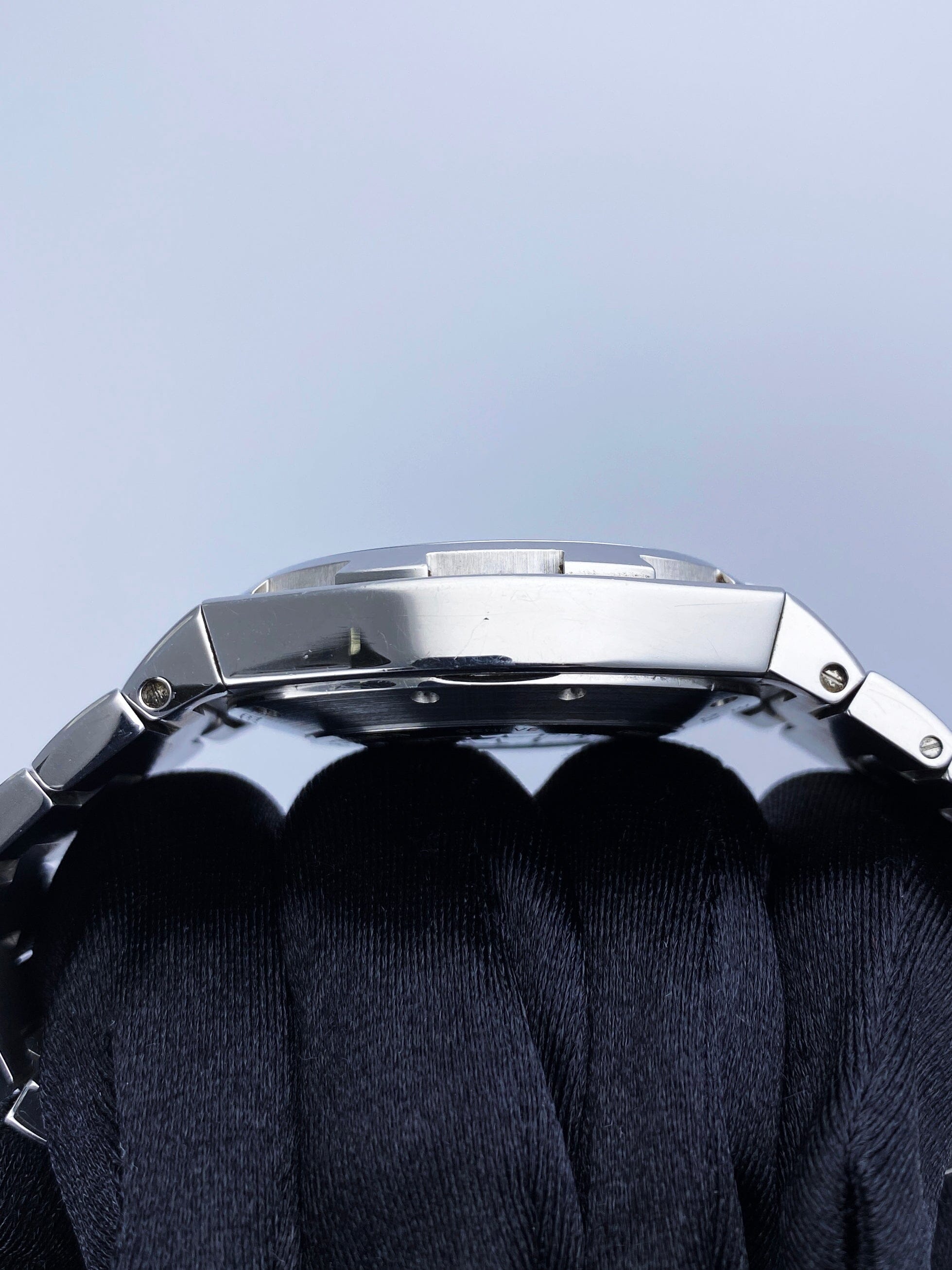 Vacheron Constantin Overseas 49150/B01A-9745 Thumbnail 5