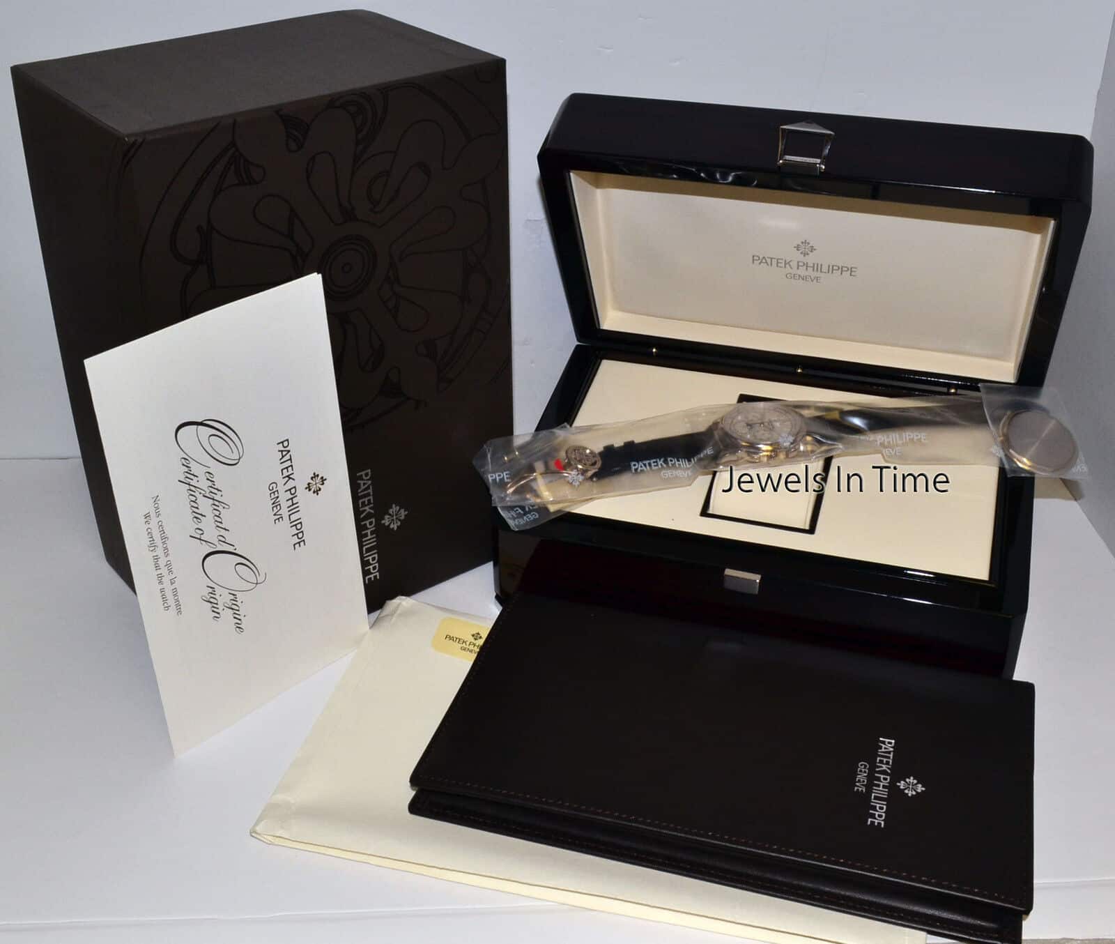 Patek Philippe Grand Complications 5270G-001 Thumbnail 4