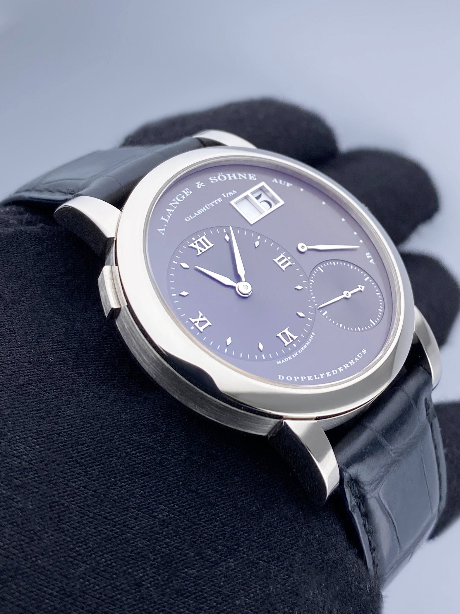 A. Lange and Sohne Lange 1 101.030 Thumbnail 4