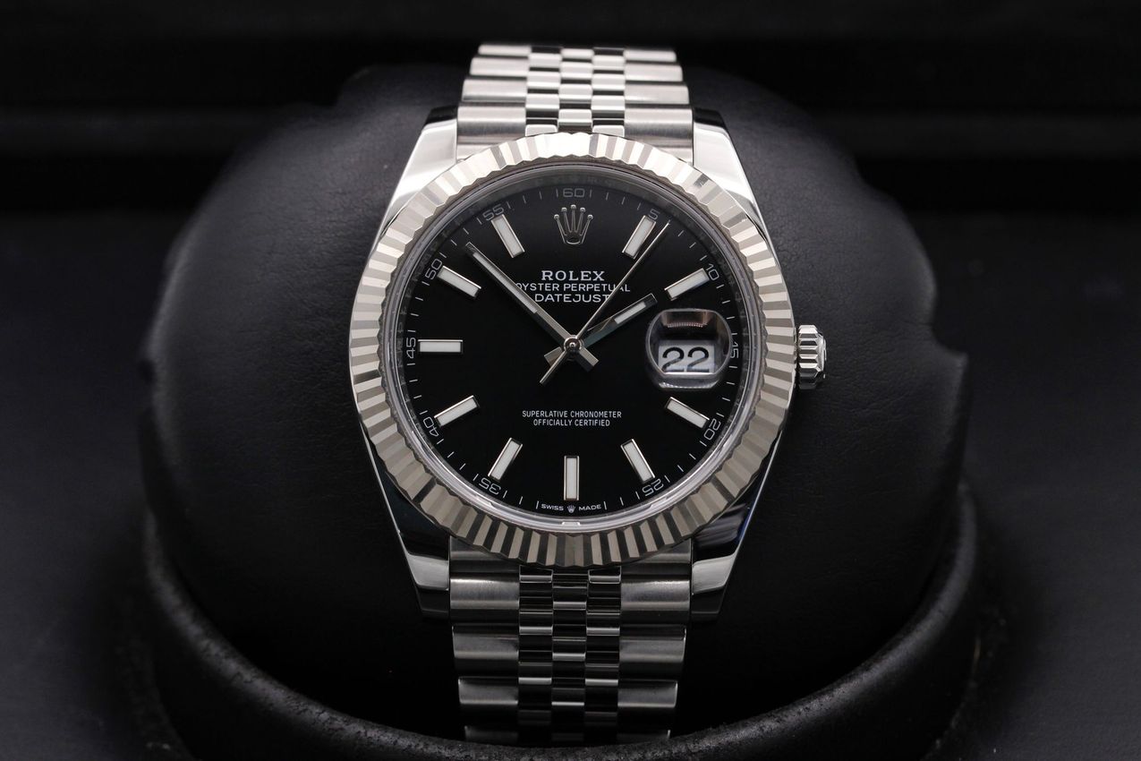 Rolex Datejust 41 126334 - Black Baton Dial & Bracelet Strap