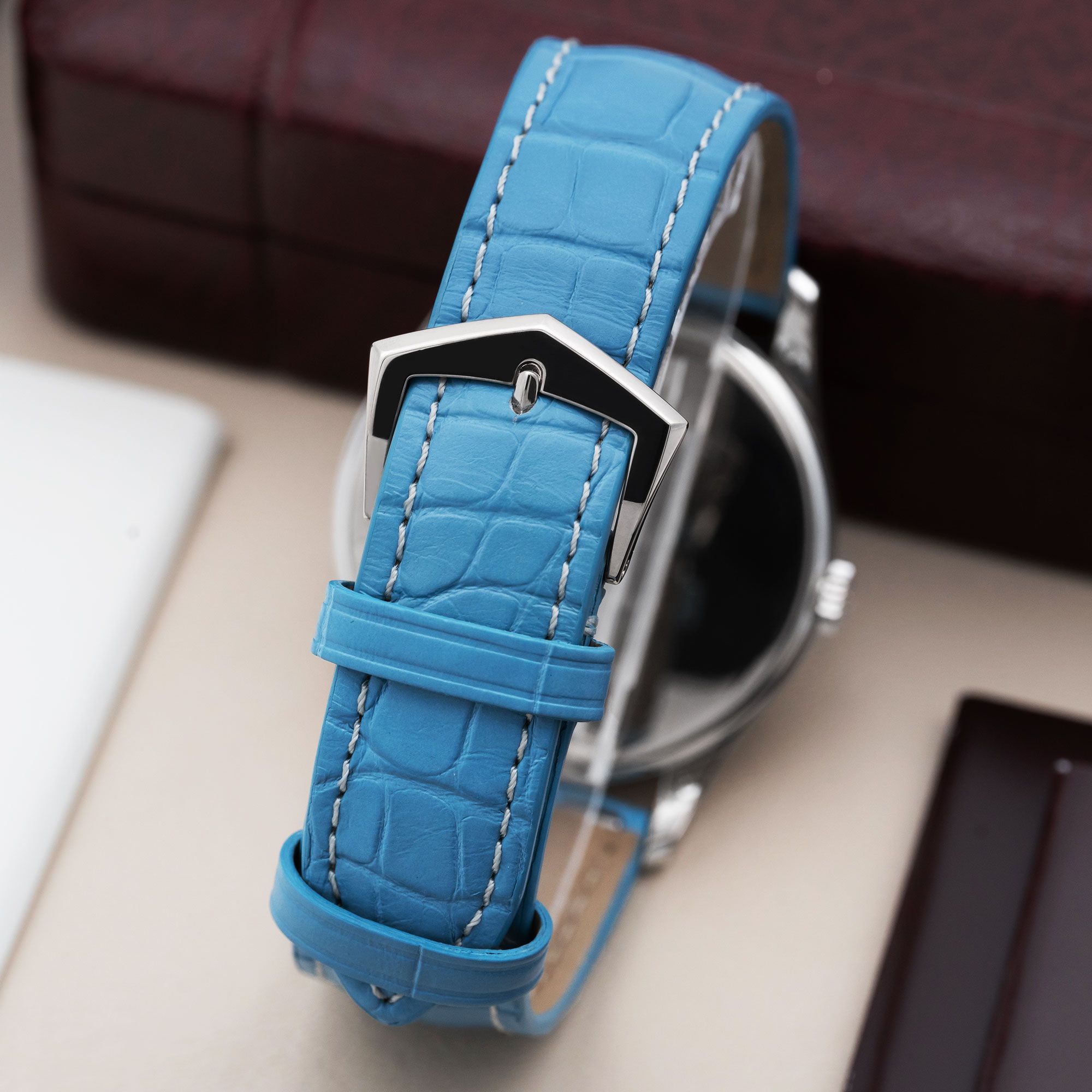 Patek Philippe Calatrava 5196G-001 Thumbnail 3