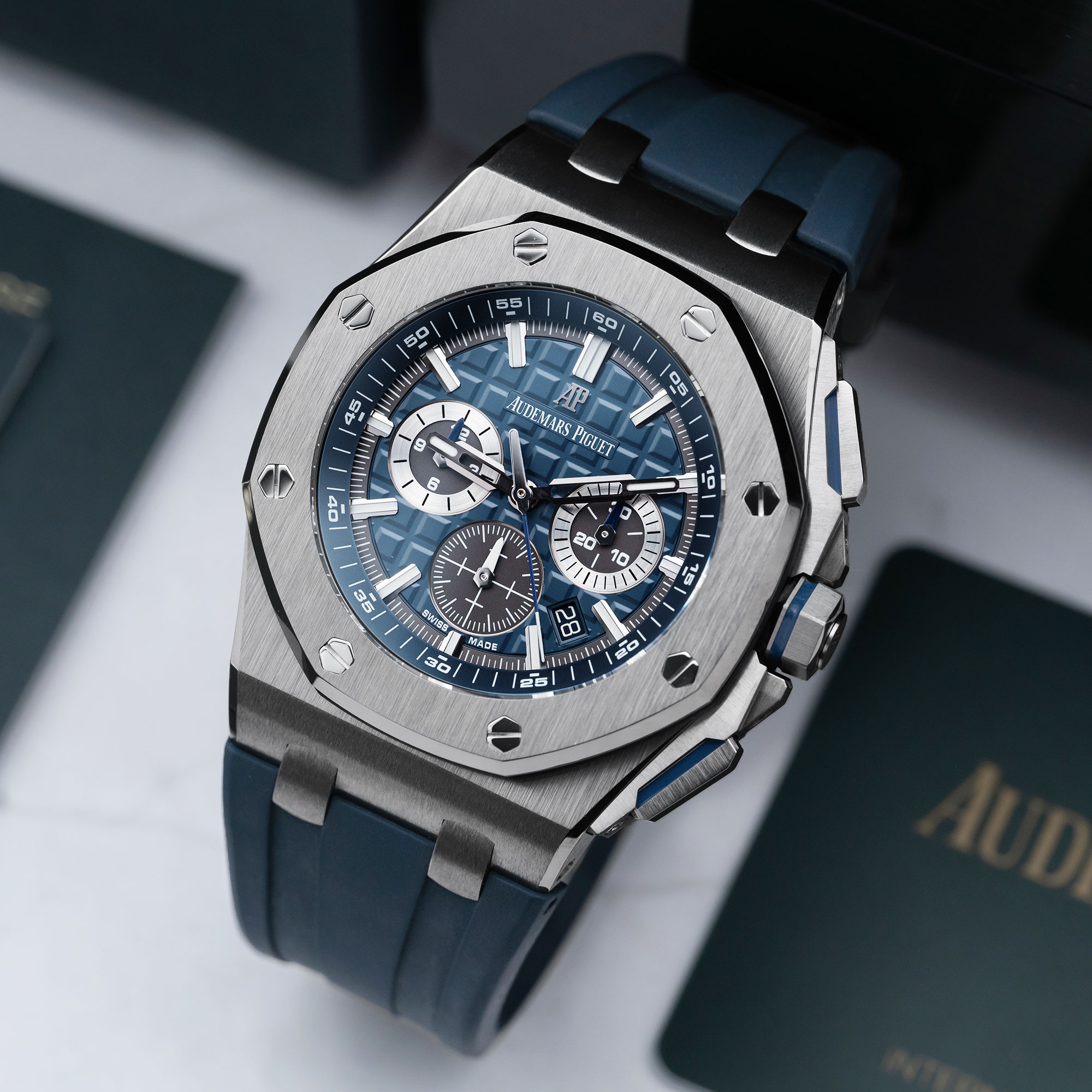 Audemars Piguet Royal Oak Offshore 26480TI.OO.A027CA.01 Thumbnail 2