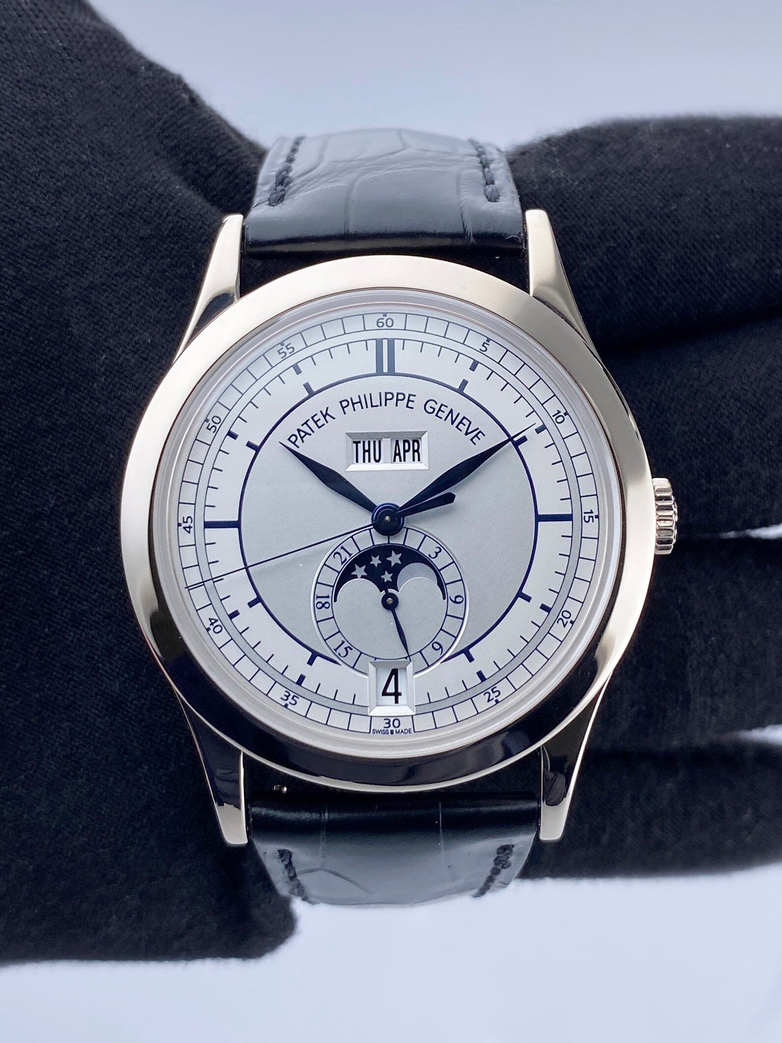 Patek Philippe Complications 5396G-001 Thumbnail 3