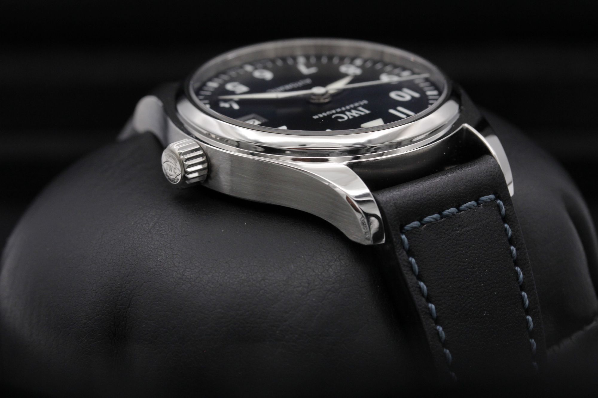 IWC Pilot's Automatic 36 IW324008 Thumbnail 4