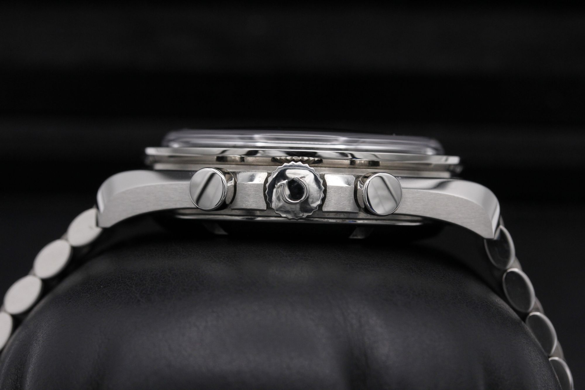 Omega Speedmaster Moonwatch Professional 310.30.42.50.01.002 Thumbnail 3