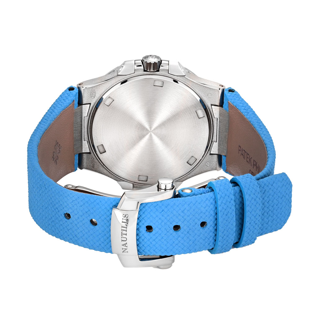 Patek Philippe Nautilus 7010G Thumbnail 3