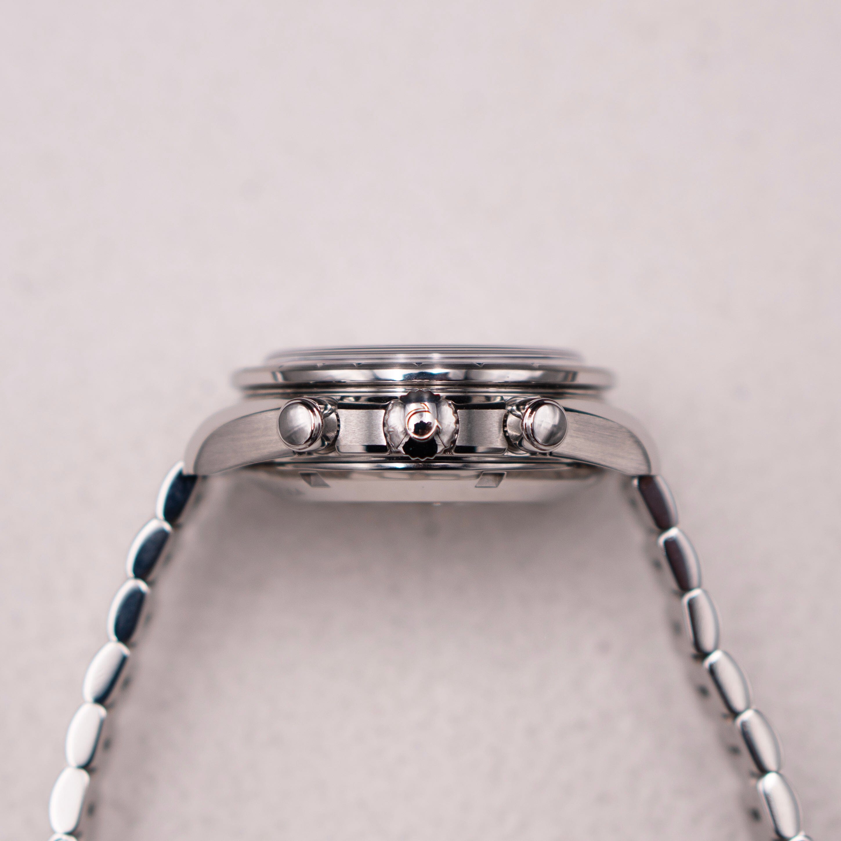 Omega Speedmaster 38 324.30.38.50.03.002 Thumbnail 4