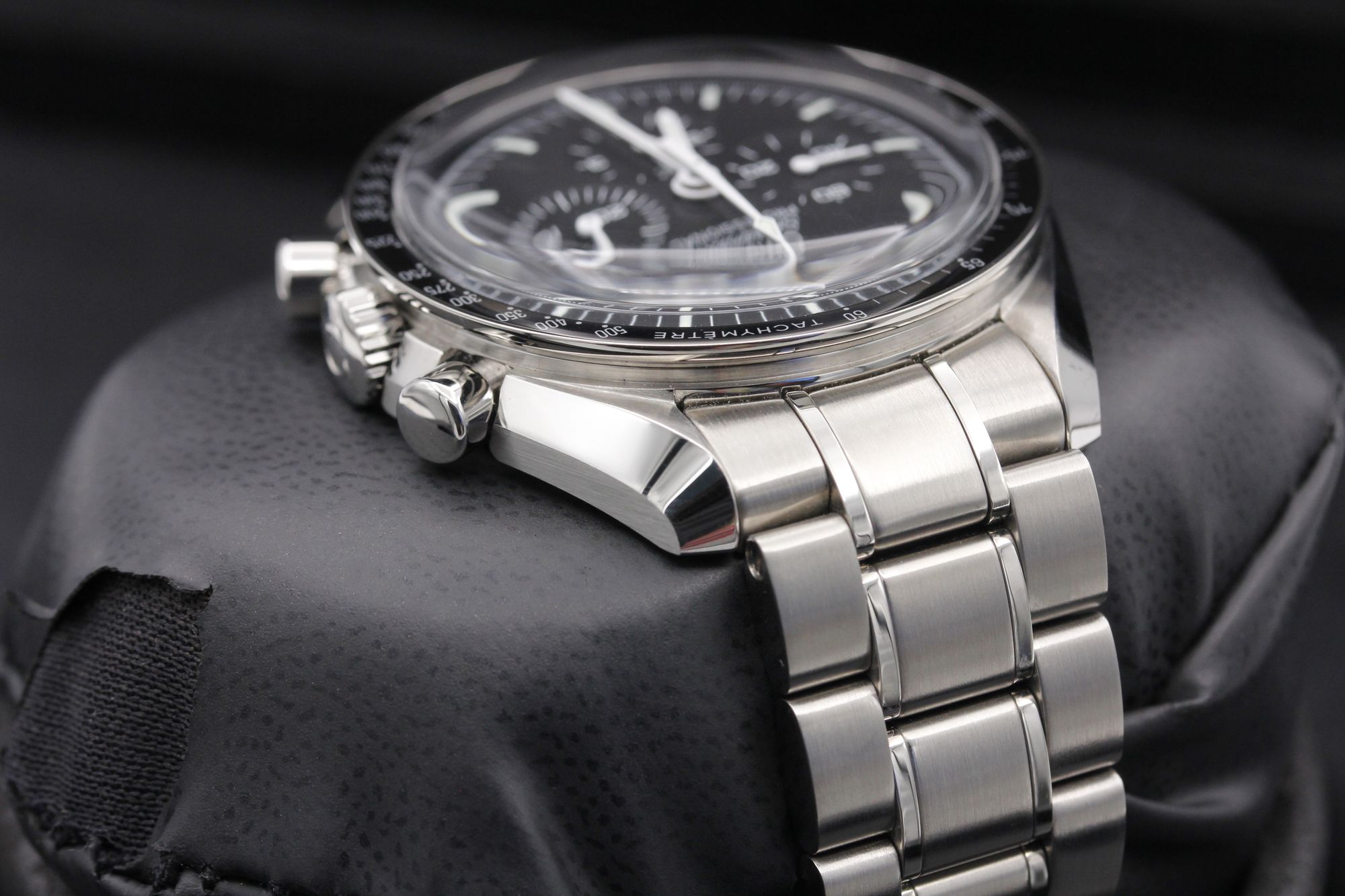 Omega Speedmaster Moonwatch 311.30.42.30.01.005 Thumbnail 4