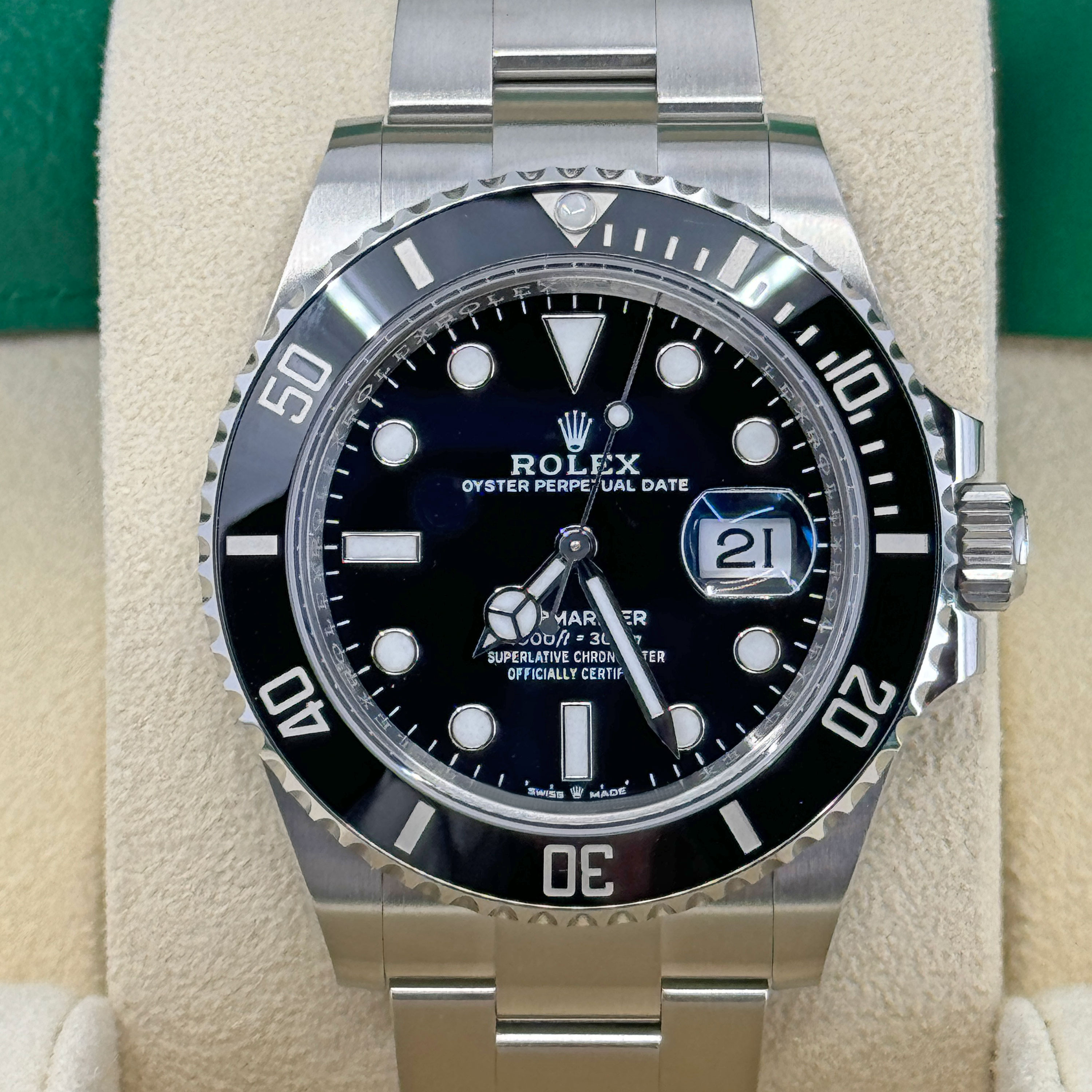Rolex Submariner 126610 LN Thumbnail 3