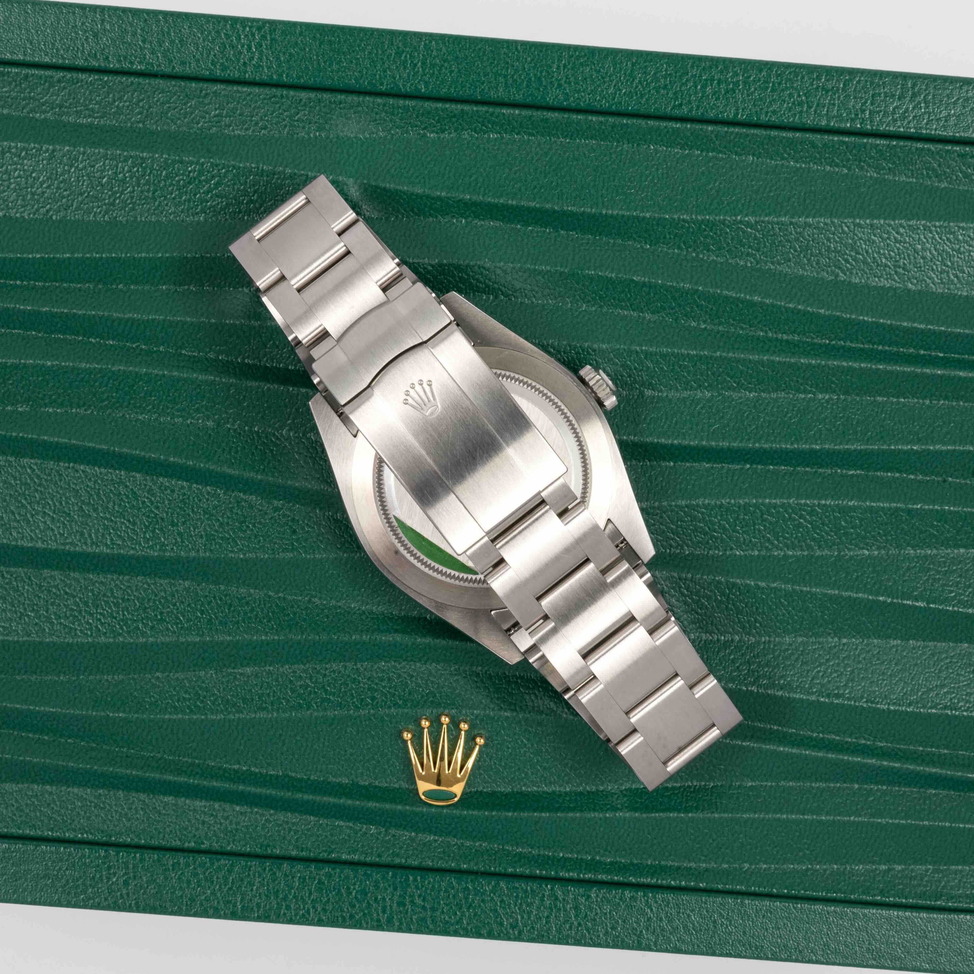 Rolex Oyster Perpetual 41 134300 Thumbnail 3