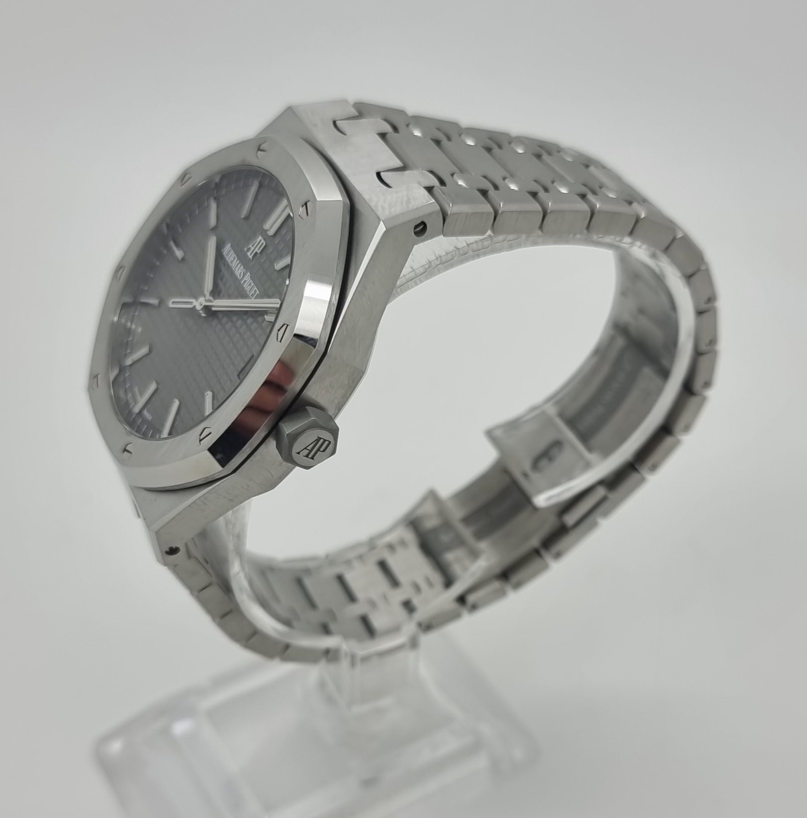 Audemars Piguet Royal Oak 15500ST.OO.1220ST.02 Thumbnail 3