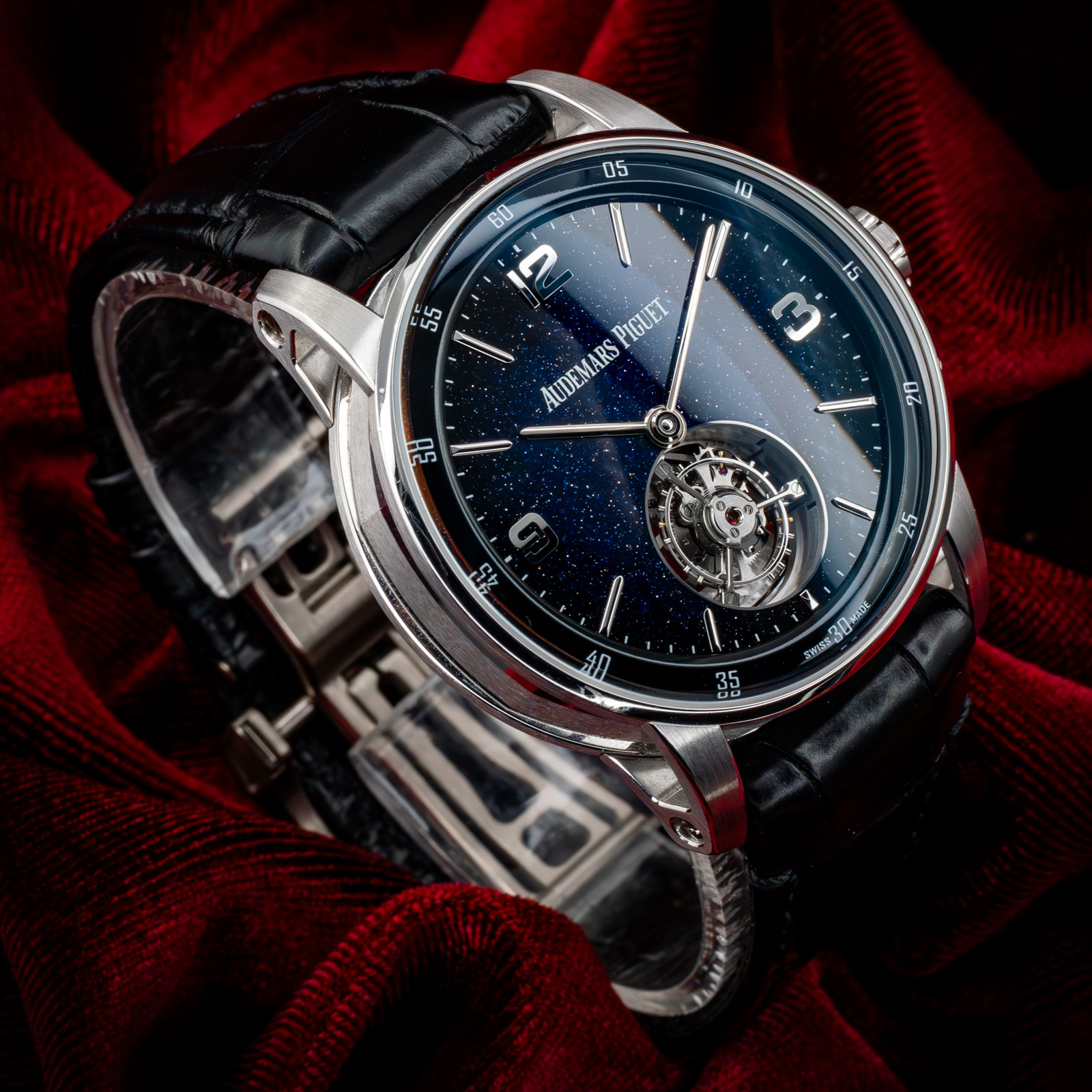 Audemars Piguet CODE 11.59 26396BC.OO.D002CR.01 Thumbnail 4