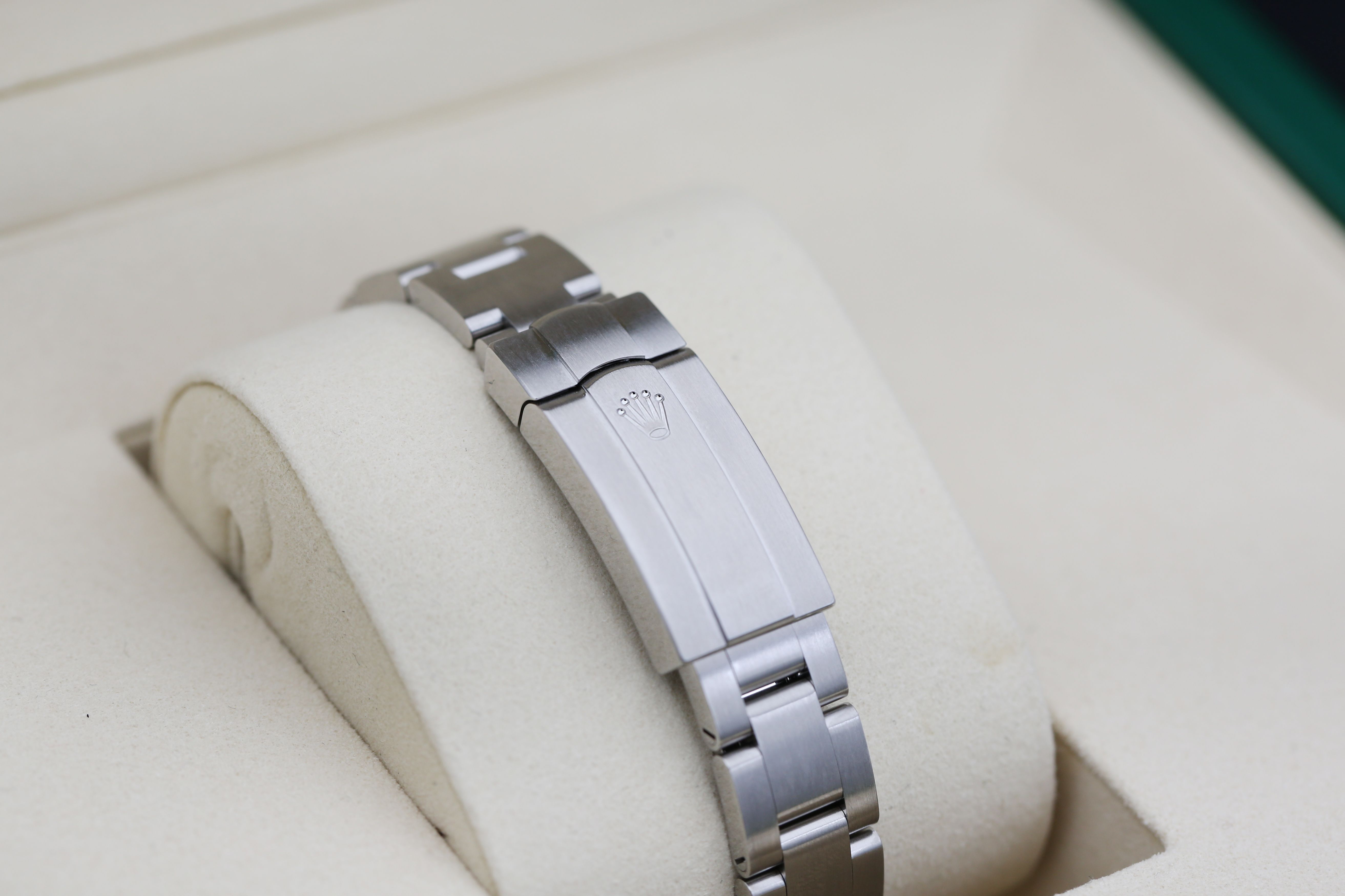 Rolex Oyster Perpetual 276200 Thumbnail 3