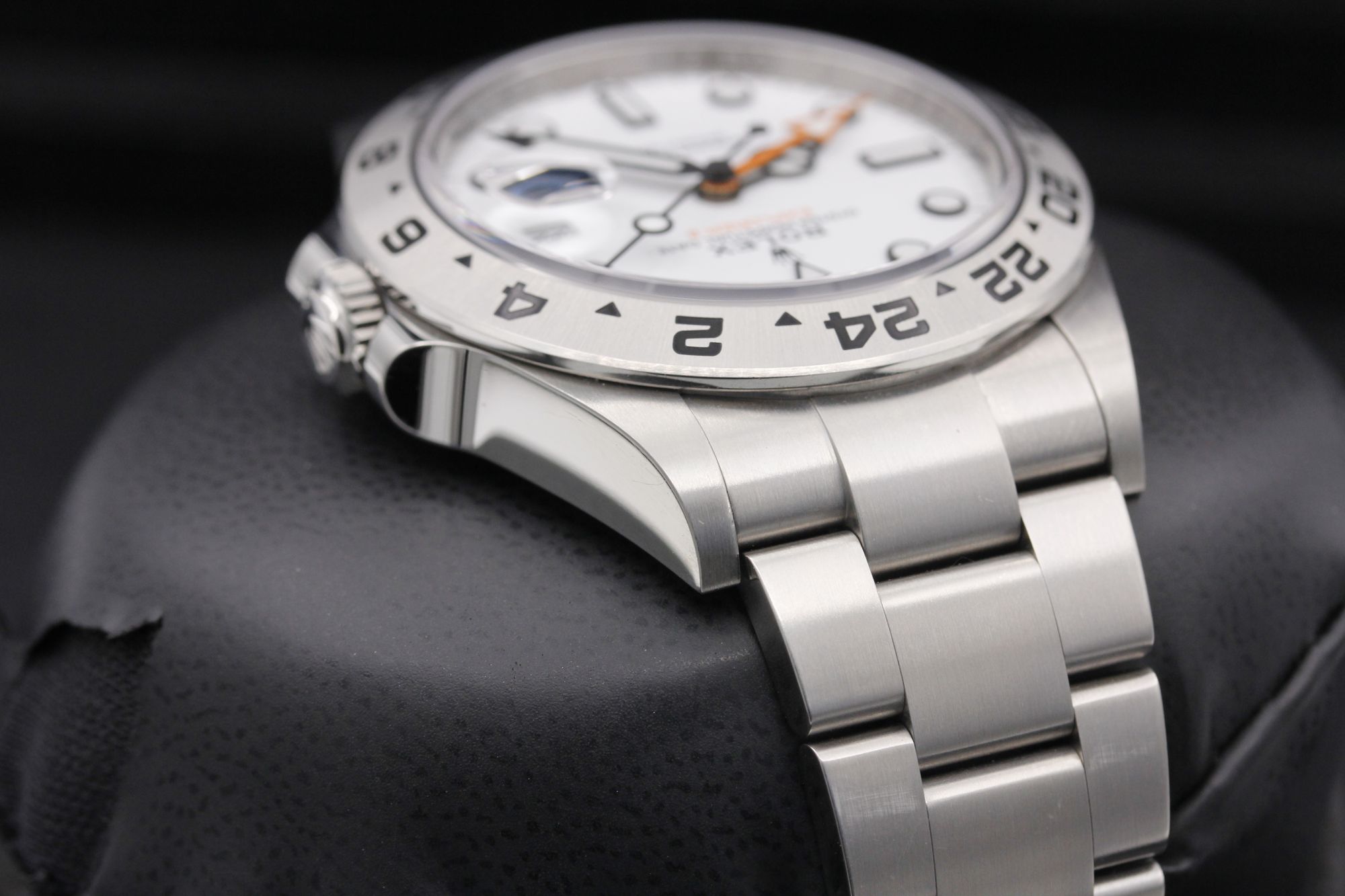 Rolex Explorer II 226570 Thumbnail 4