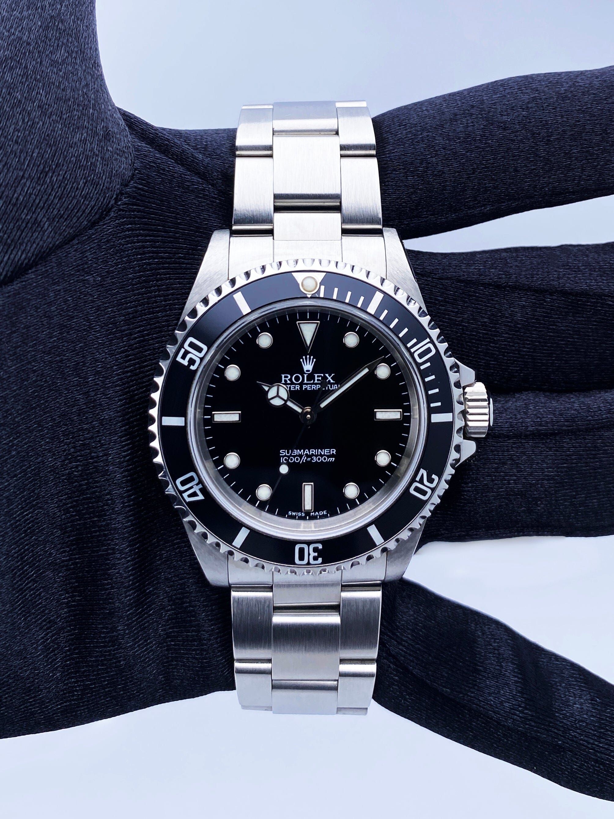 Rolex Submariner 14060M Thumbnail 2