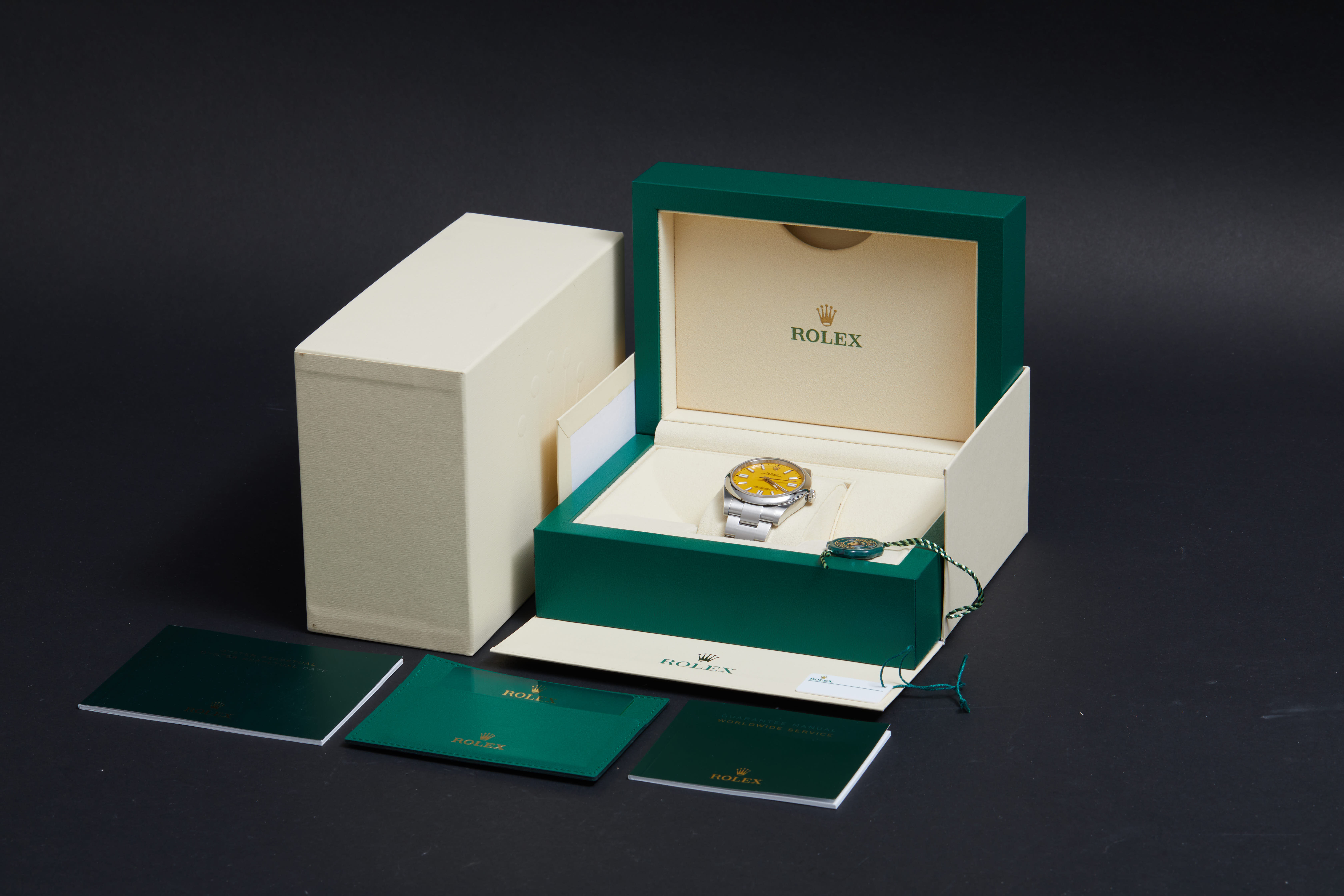 Rolex Oyster Perpetual 124300 Thumbnail 5