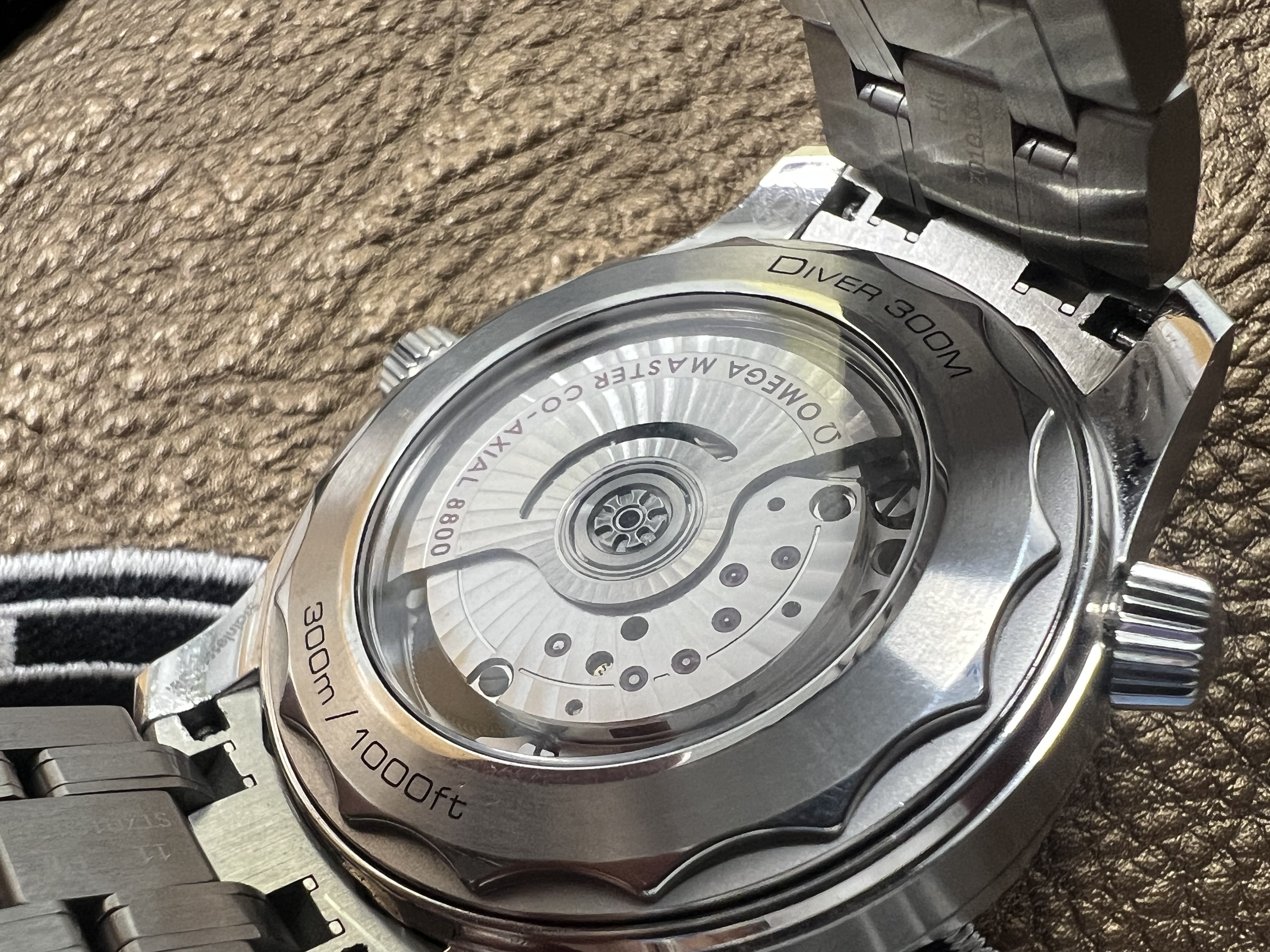 Omega Seamaster Diver 300m 210.30.42.20.10.001 Thumbnail 3
