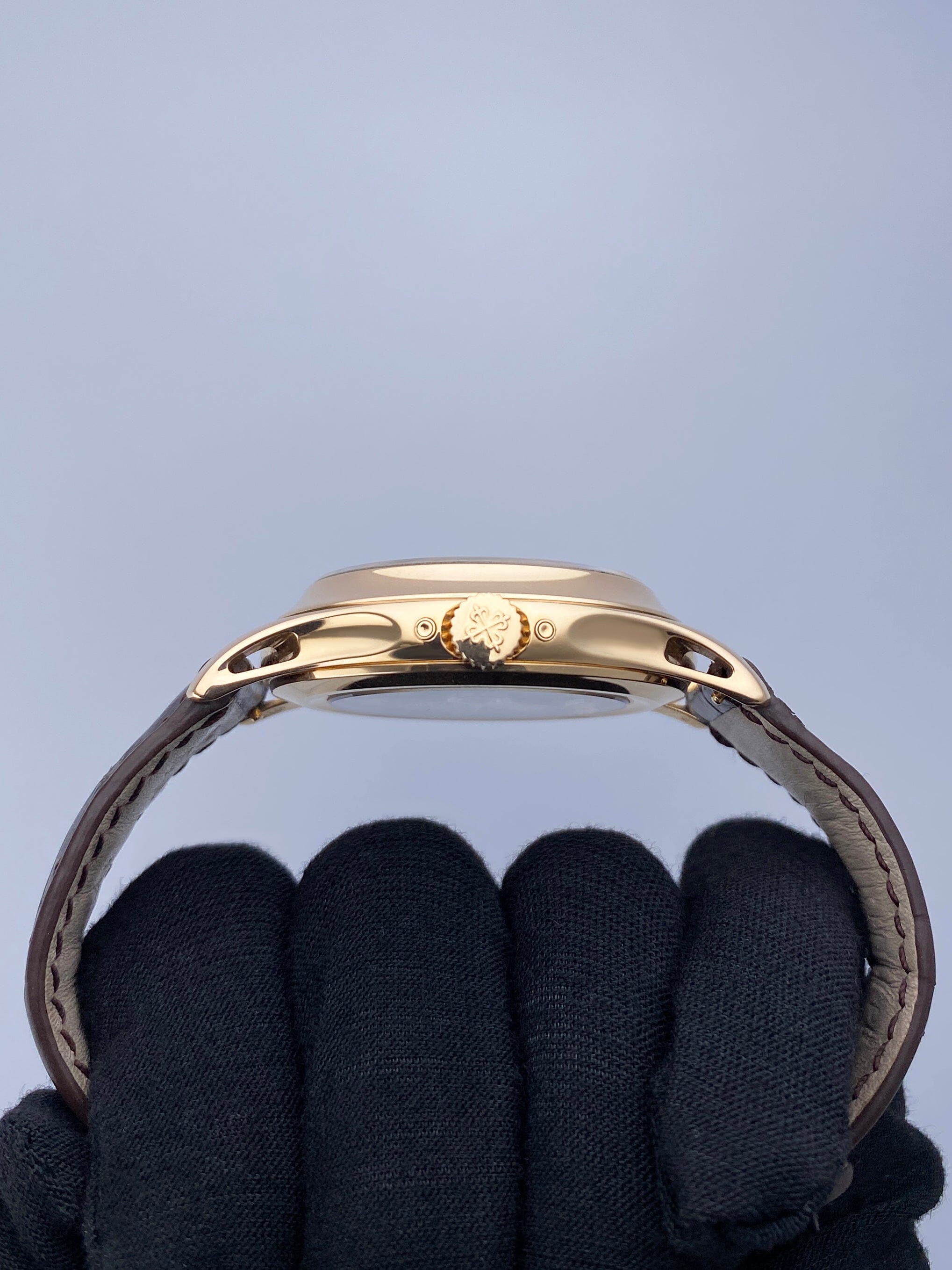 Patek Philippe Complications 5205R-001 Thumbnail 4