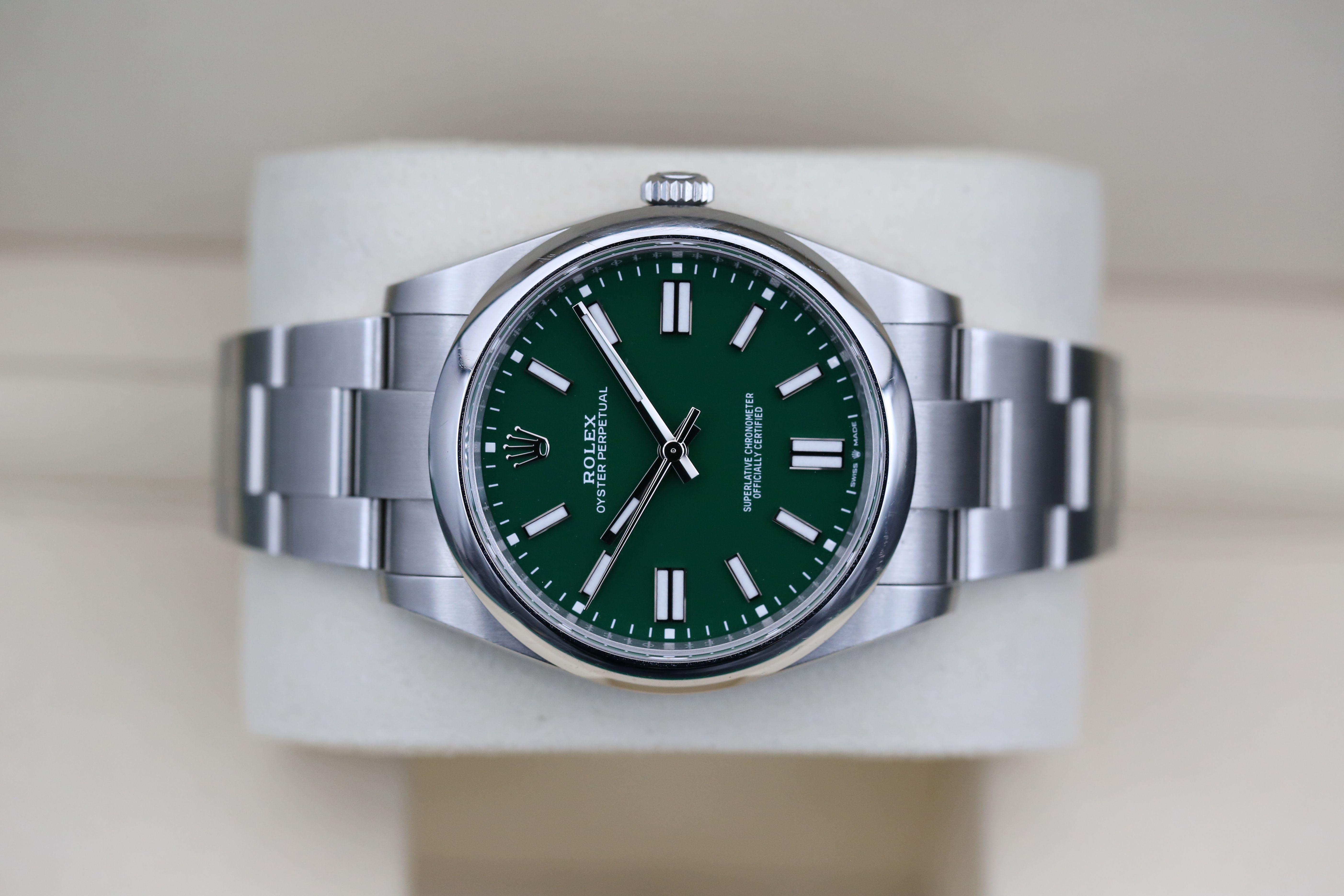 Rolex Oyster Perpetual 124300 Thumbnail 5