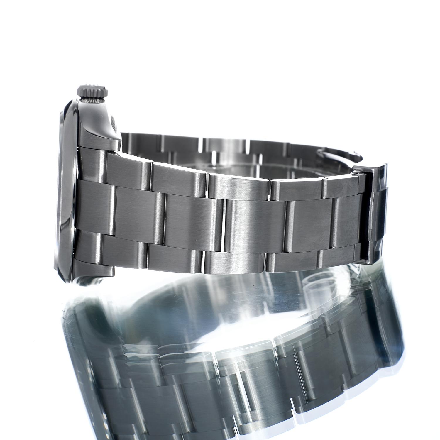 Rolex Oyster Perpetual 126000 Thumbnail 2