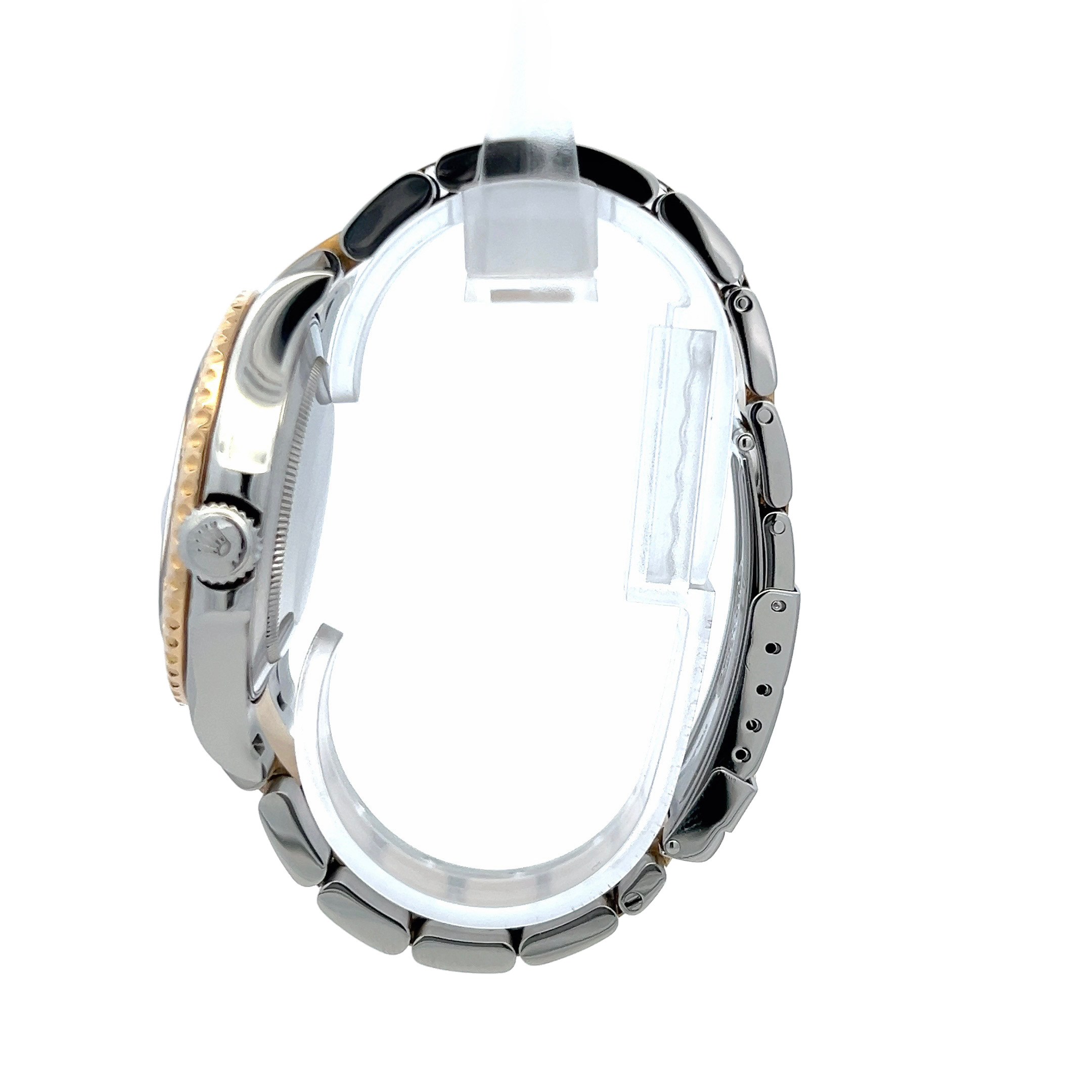 Rolex Yacht-Master 16623 Thumbnail 2