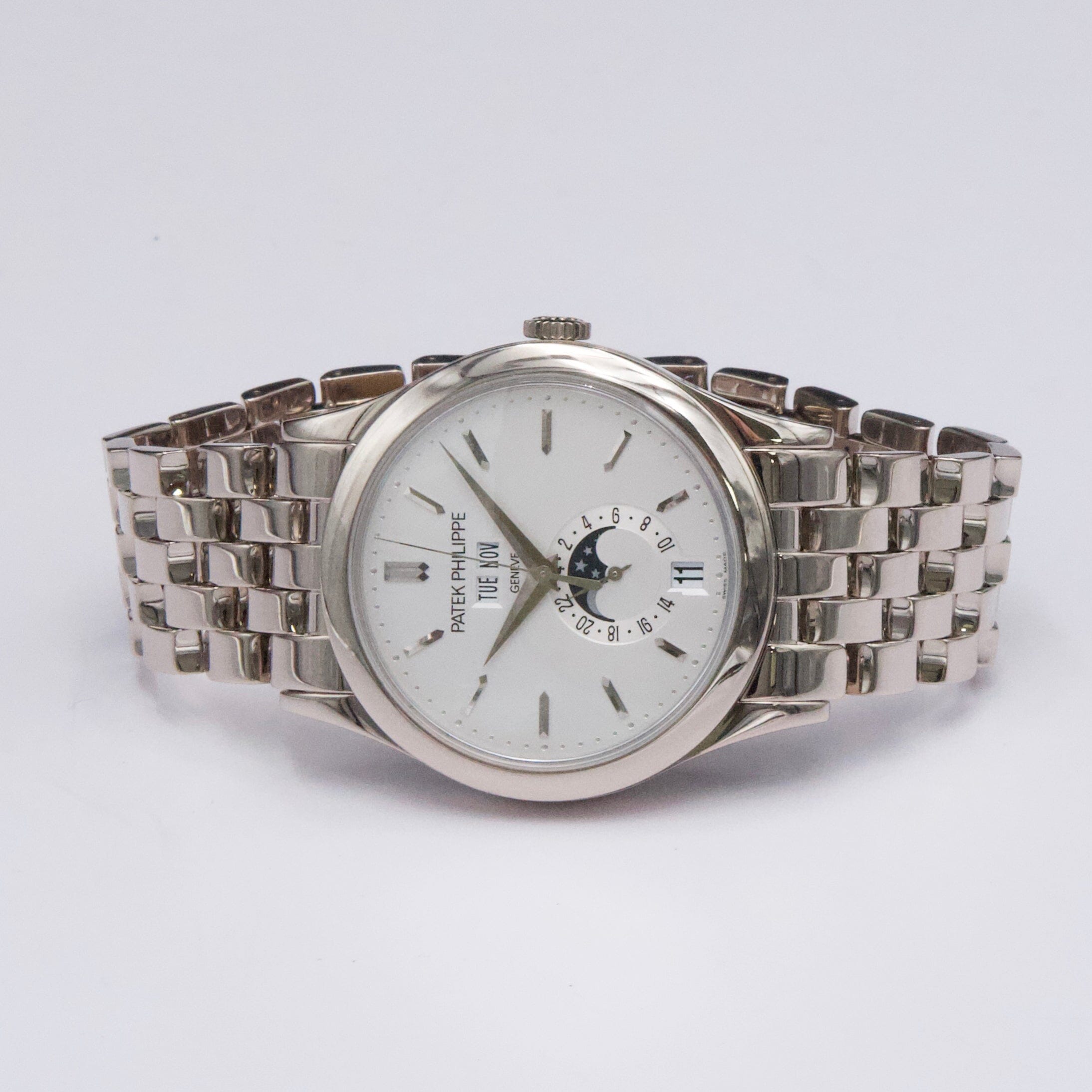 Patek Philippe Annual Calendar 5396/1G-010 Thumbnail 4