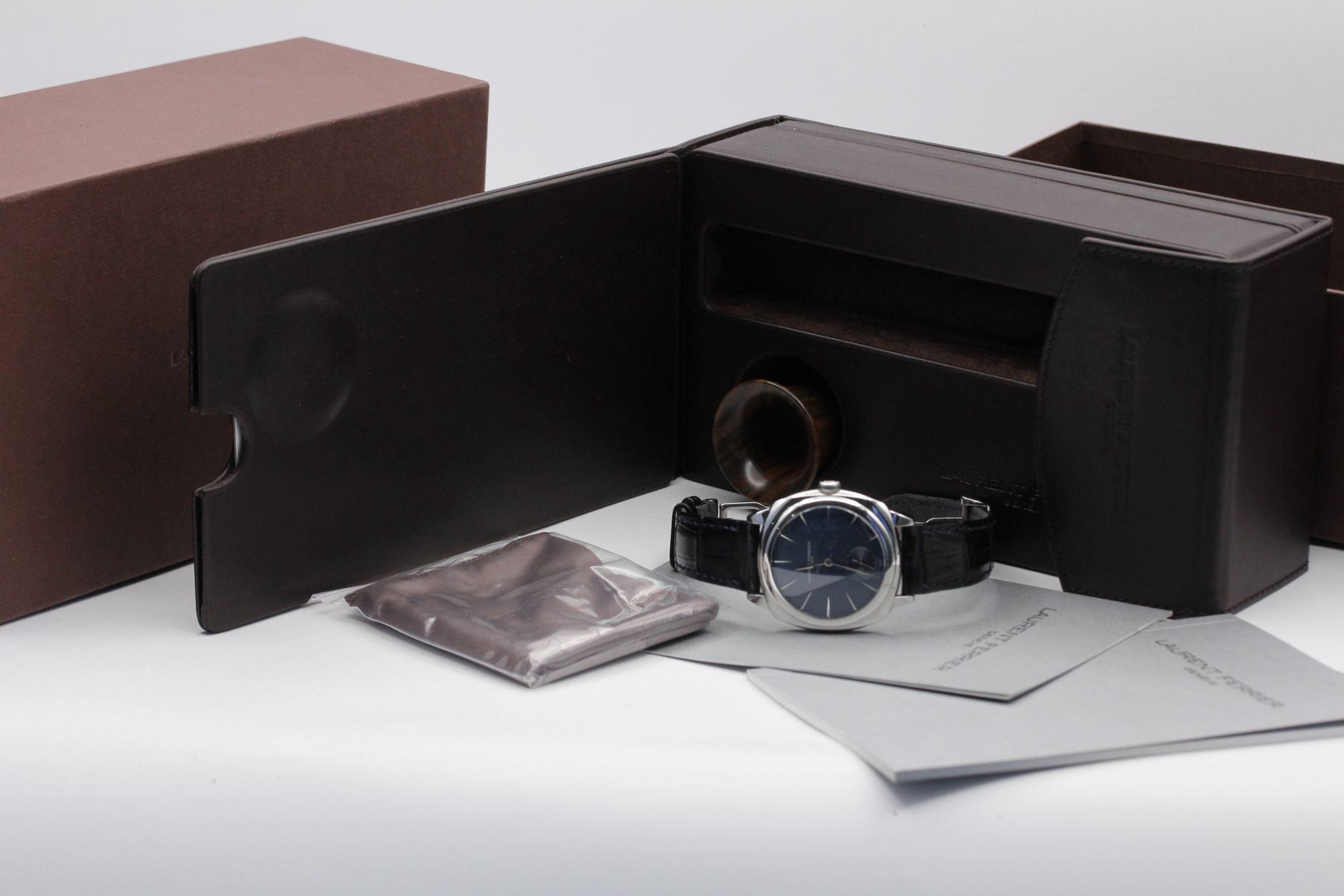 Laurent Ferrier Micro-rotor LCF013.AC.CG2 Thumbnail 5