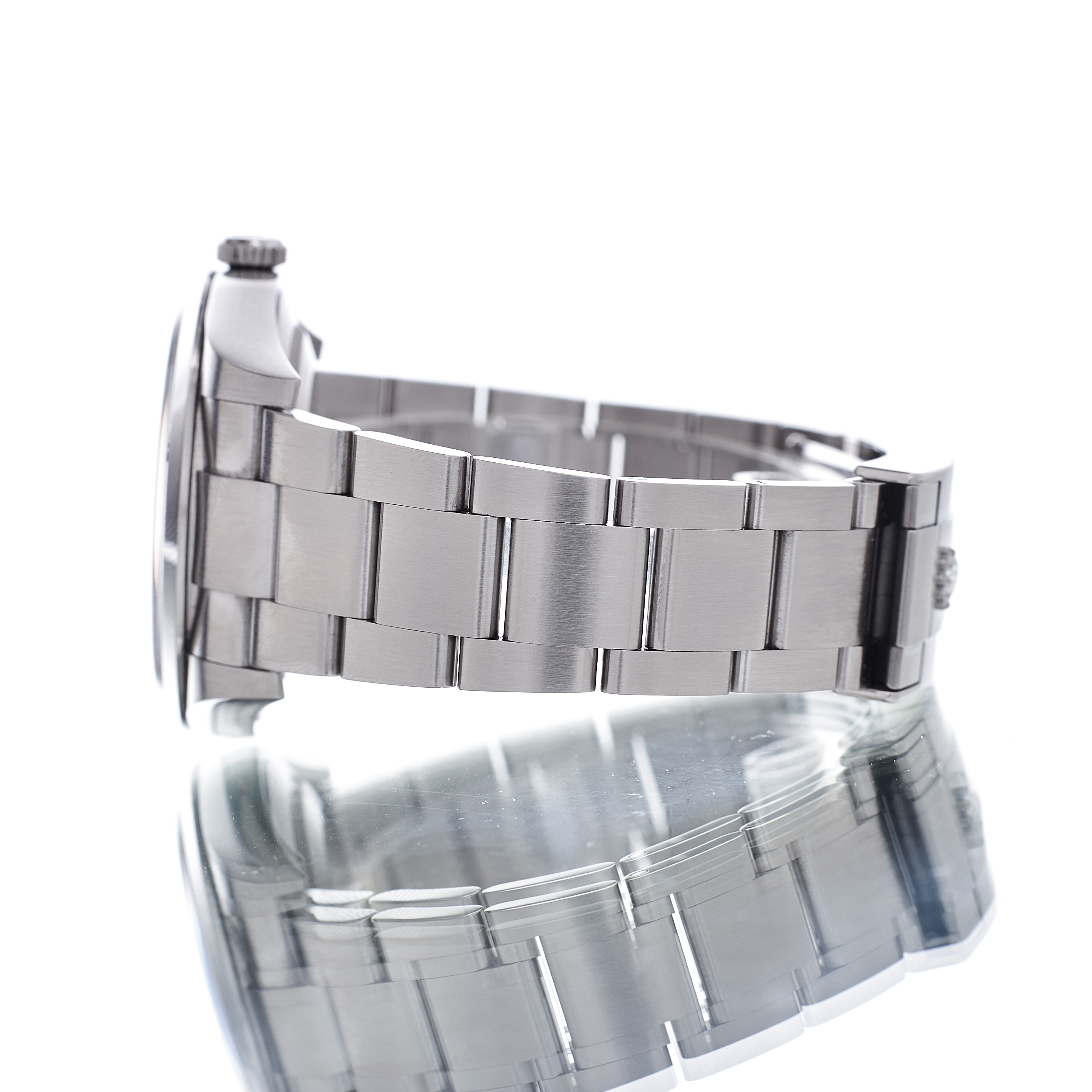 Rolex Explorer 214270 Thumbnail 2