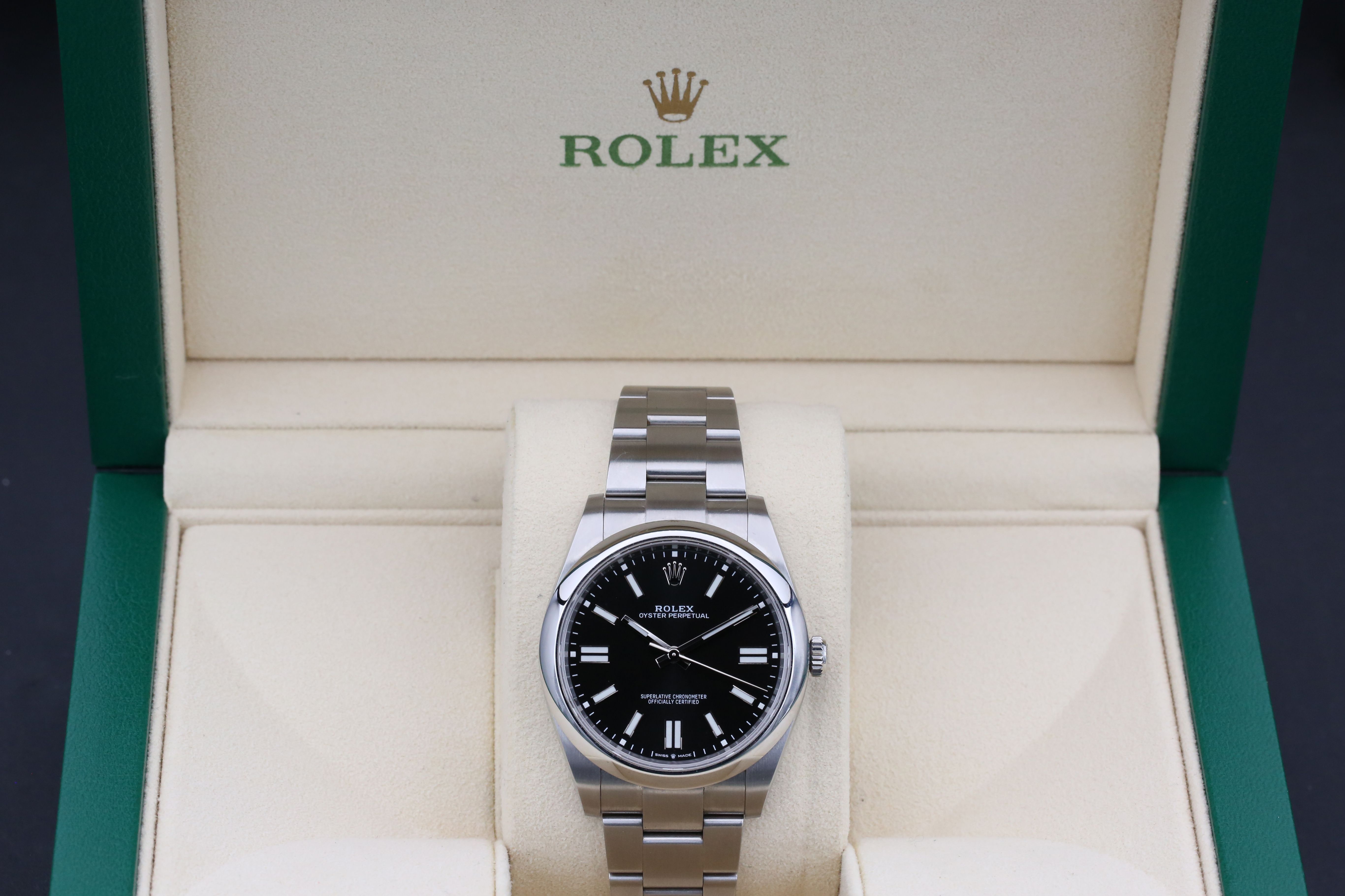 Rolex Oyster Perpetual 124300 Thumbnail 4