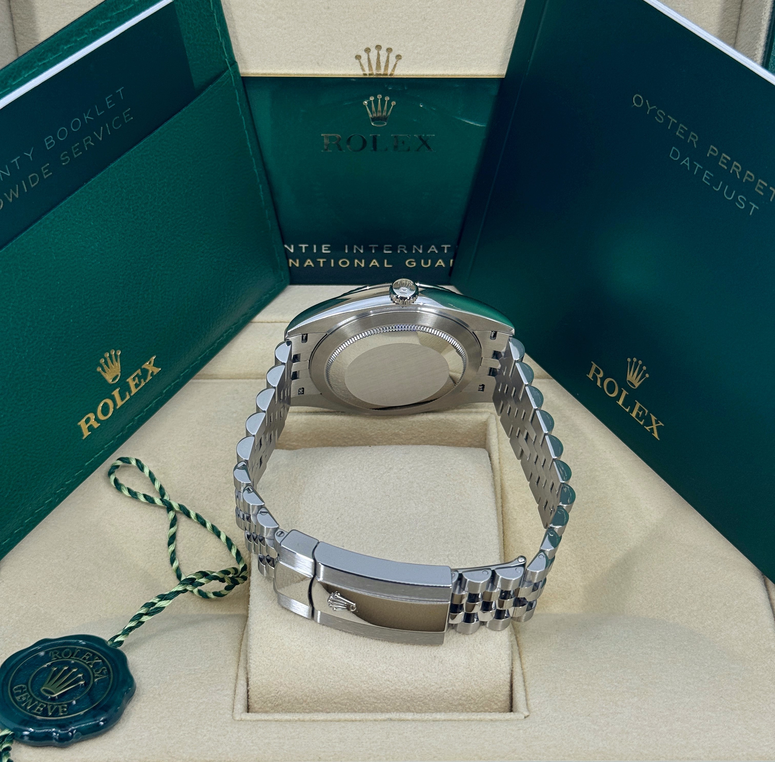 Rolex Datejust 41 126334 Thumbnail 4