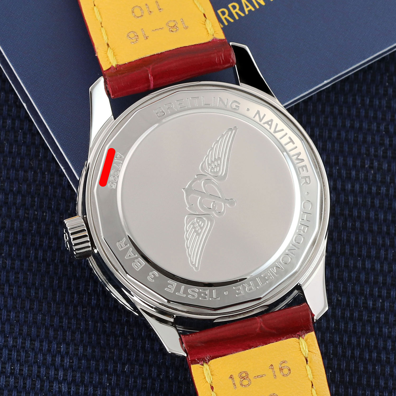 Breitling Navitimer Automatic 35 A17395 Thumbnail 2