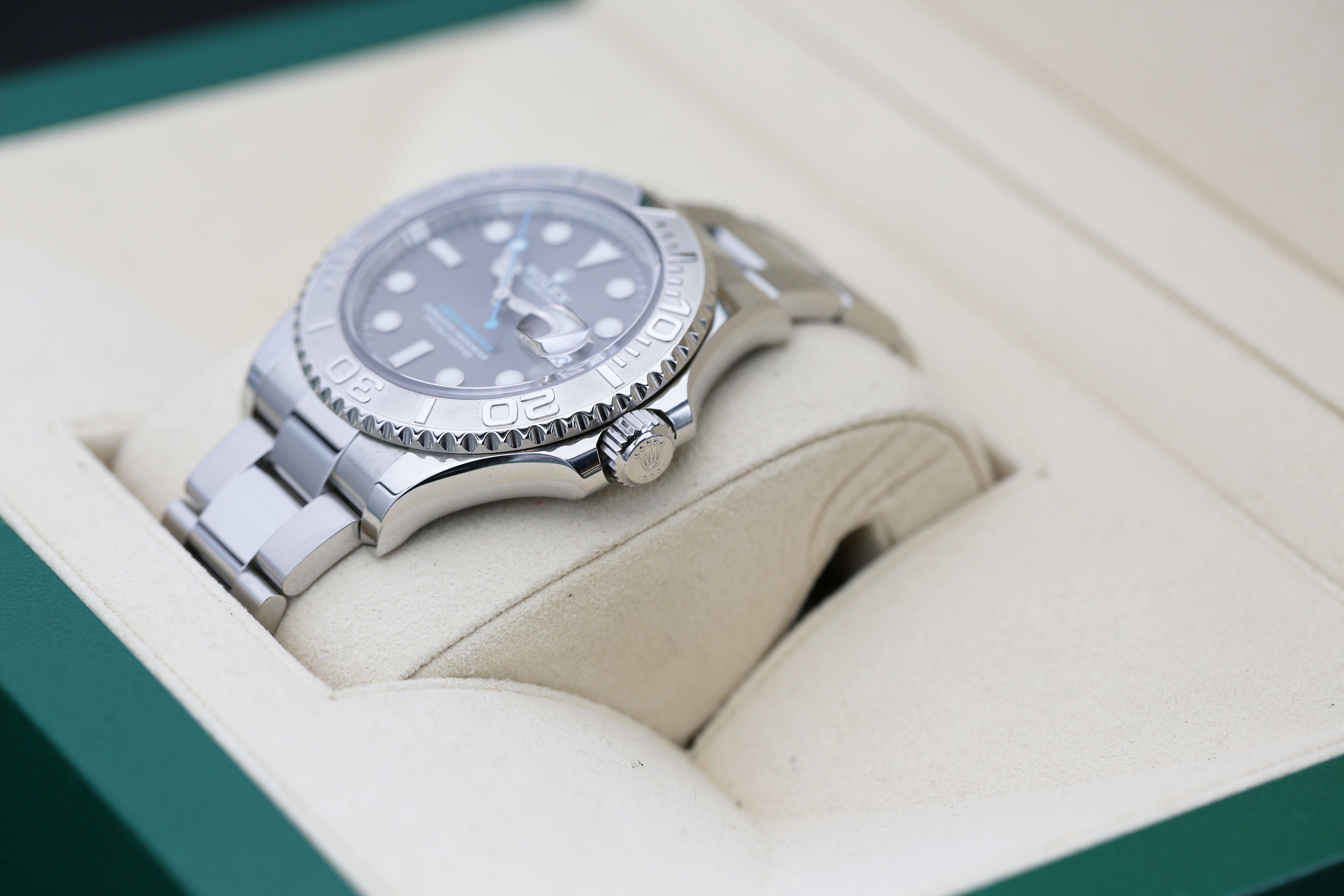 Rolex Yacht-Master 126622 Thumbnail 6