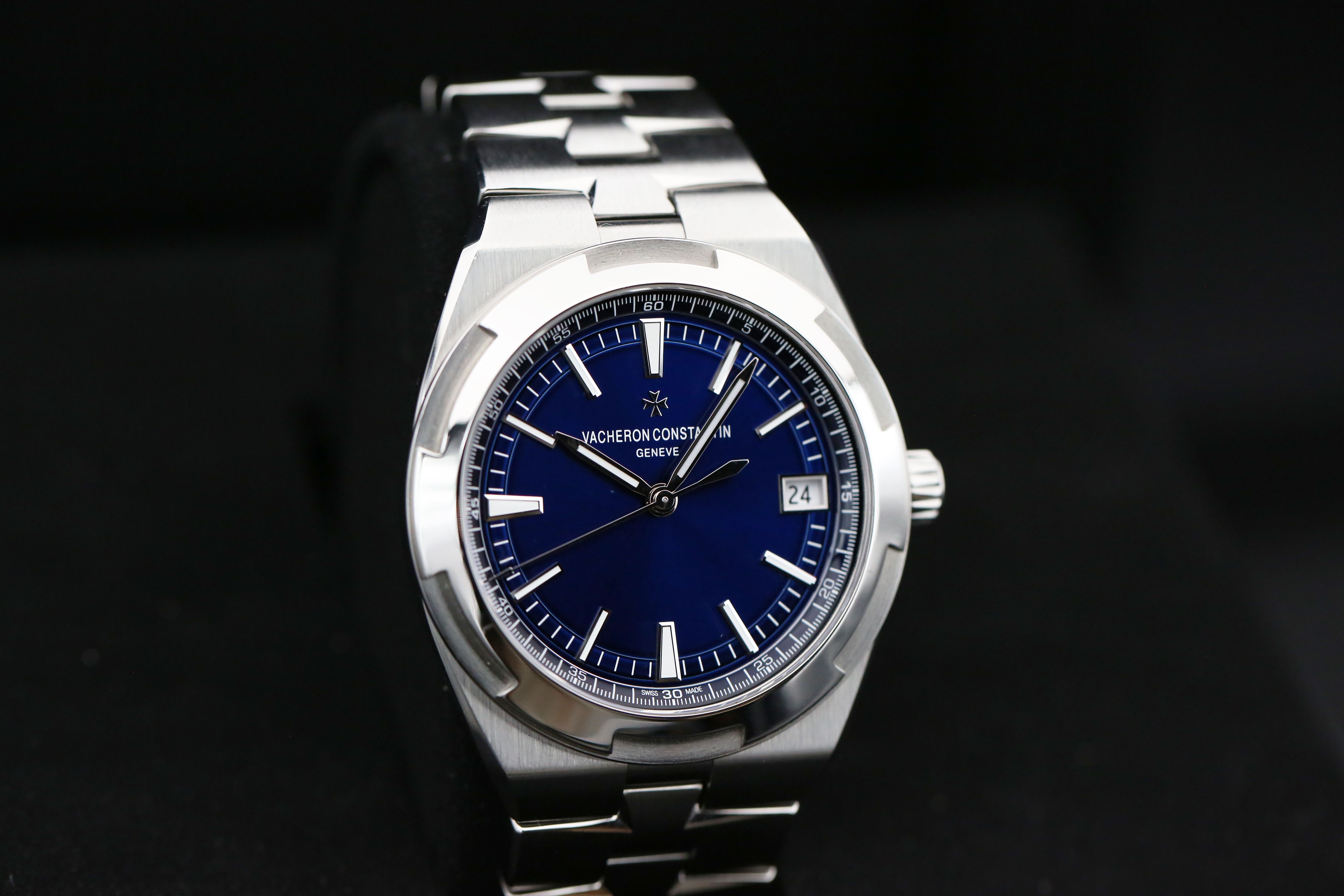 Vacheron Constantin Overseas 4500V/110A-B128 Thumbnail 2