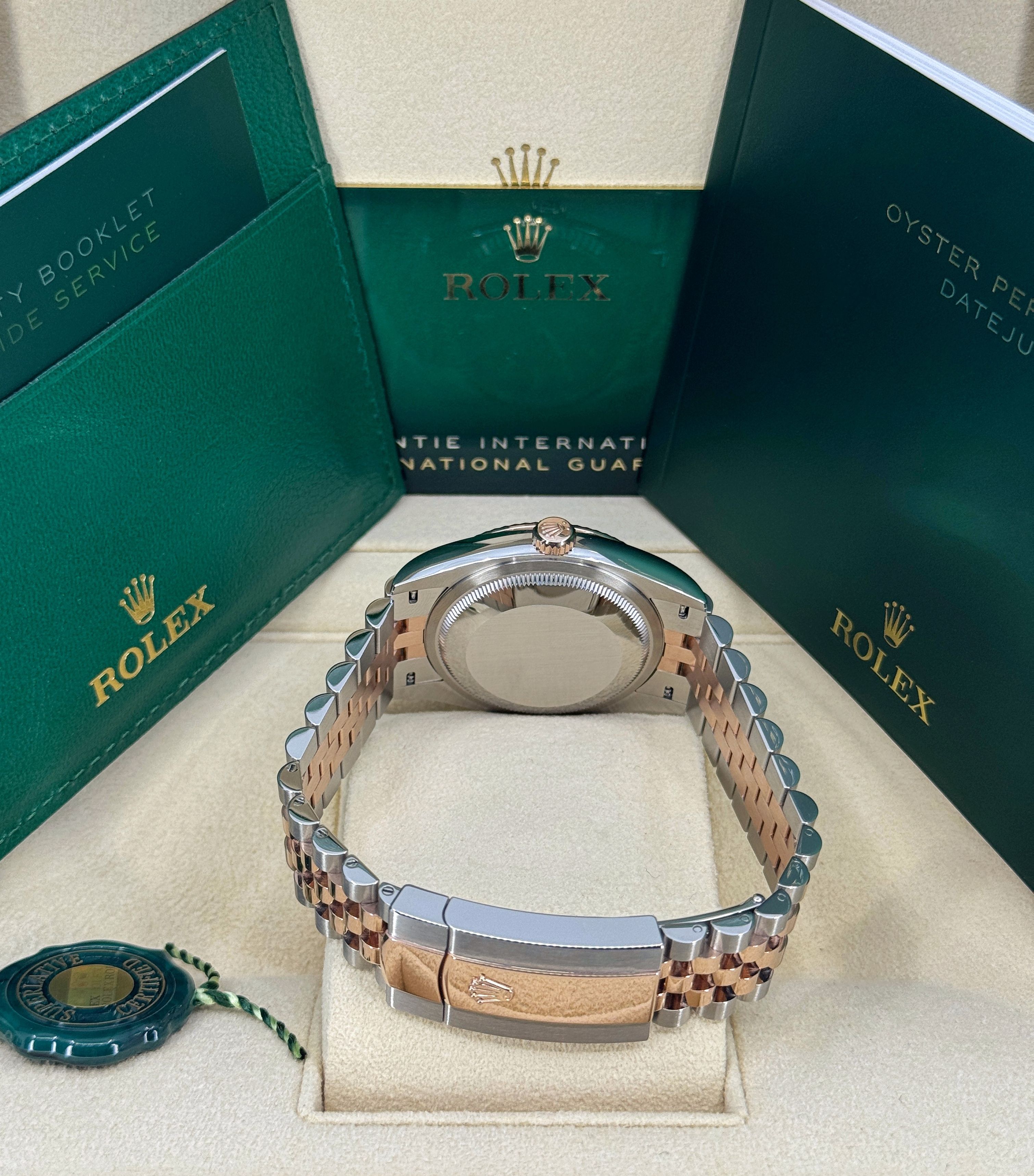 Rolex Datejust 126231 Thumbnail 4