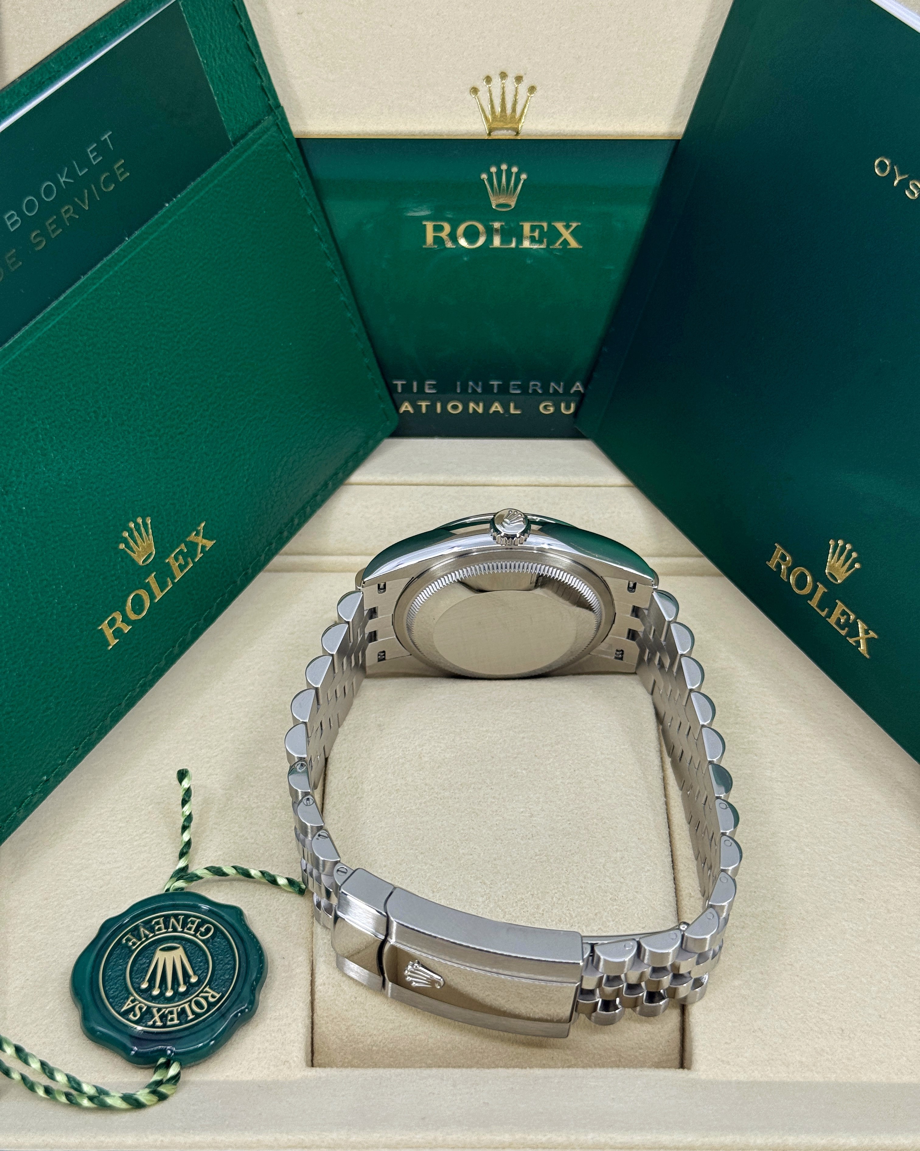 Rolex Datejust 126200 Thumbnail 4