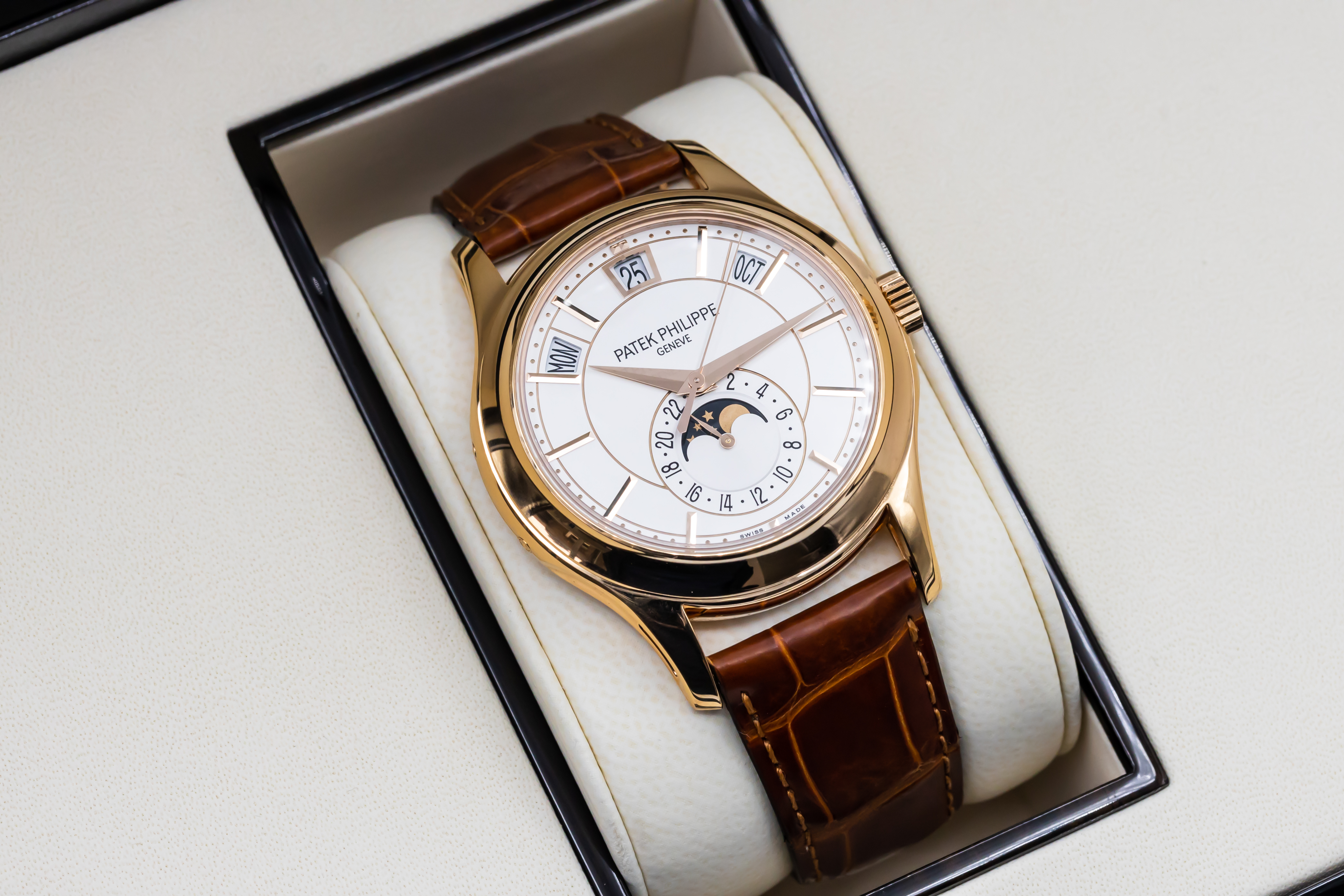 Patek Philippe Complications 5205R-001 Thumbnail 5