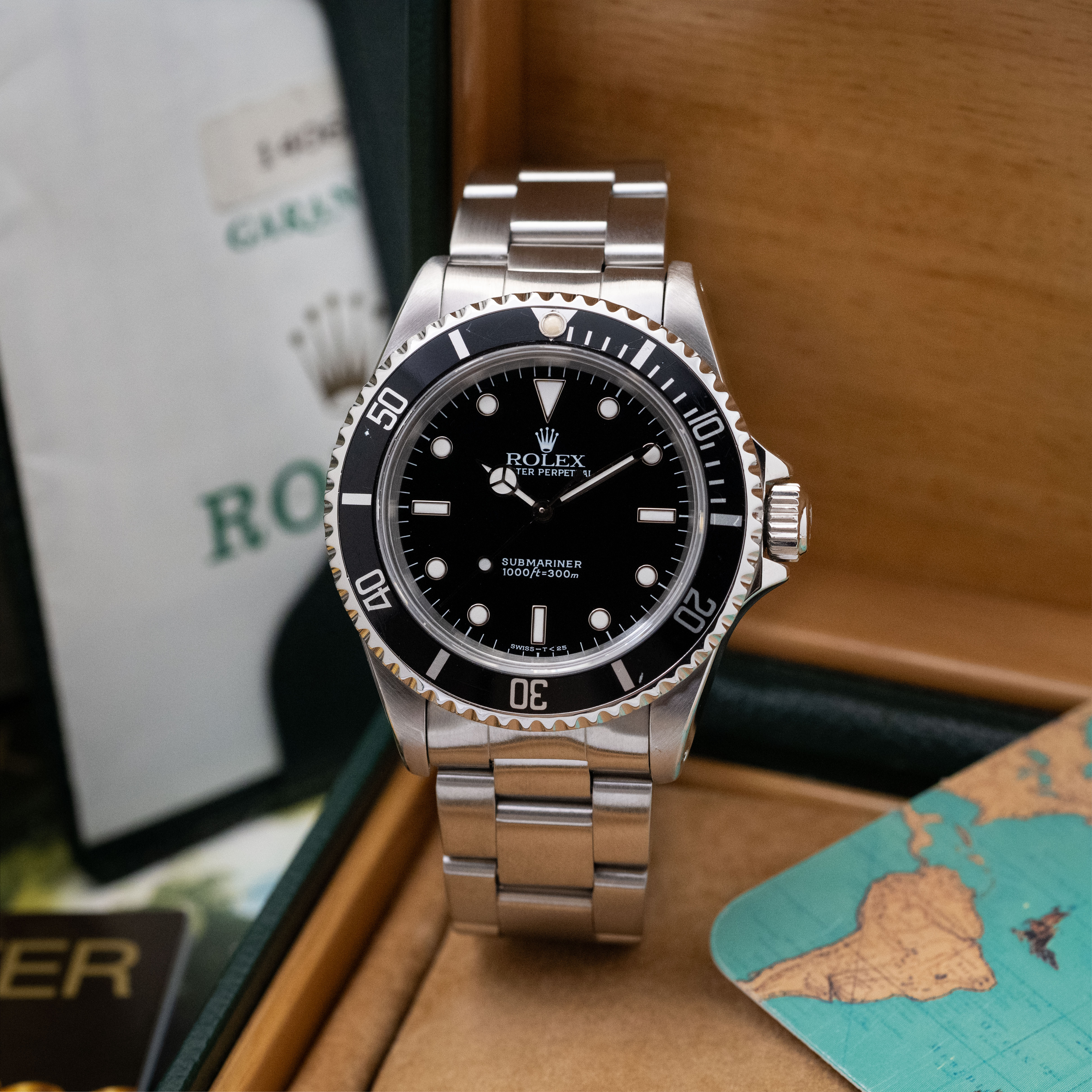 Rolex Submariner 14060 Thumbnail 6