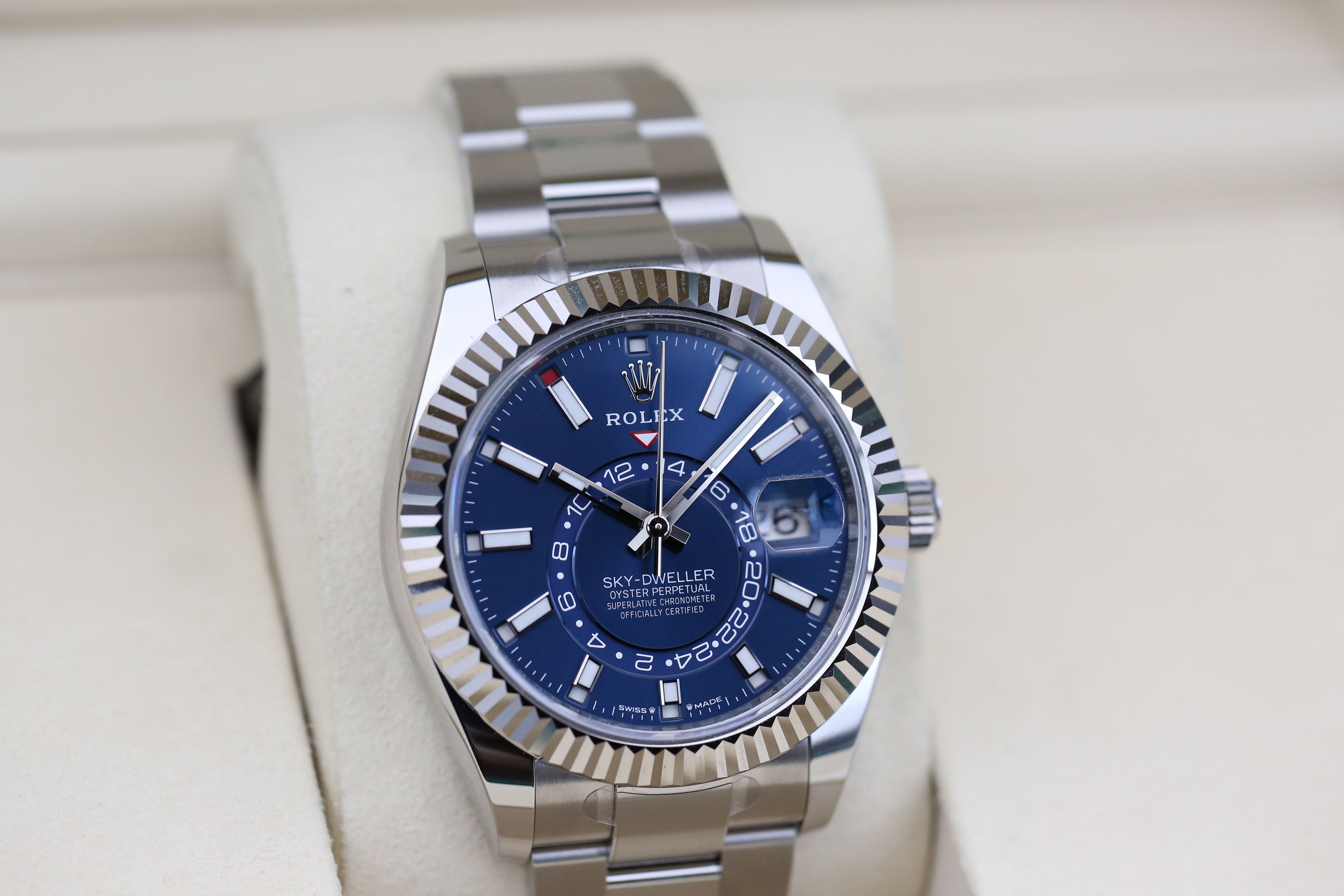 Rolex Sky-Dweller 336934 Thumbnail 2