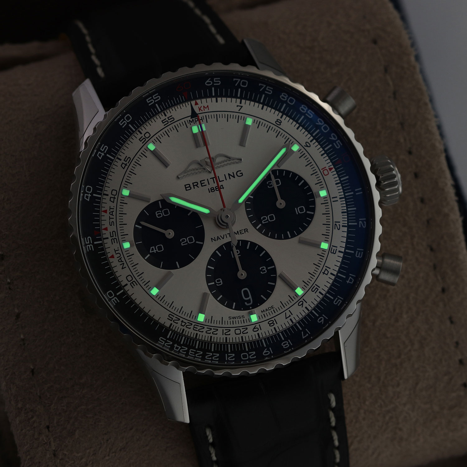 Breitling Navitimer B01 Chronograph 43 AB0138 Thumbnail 6