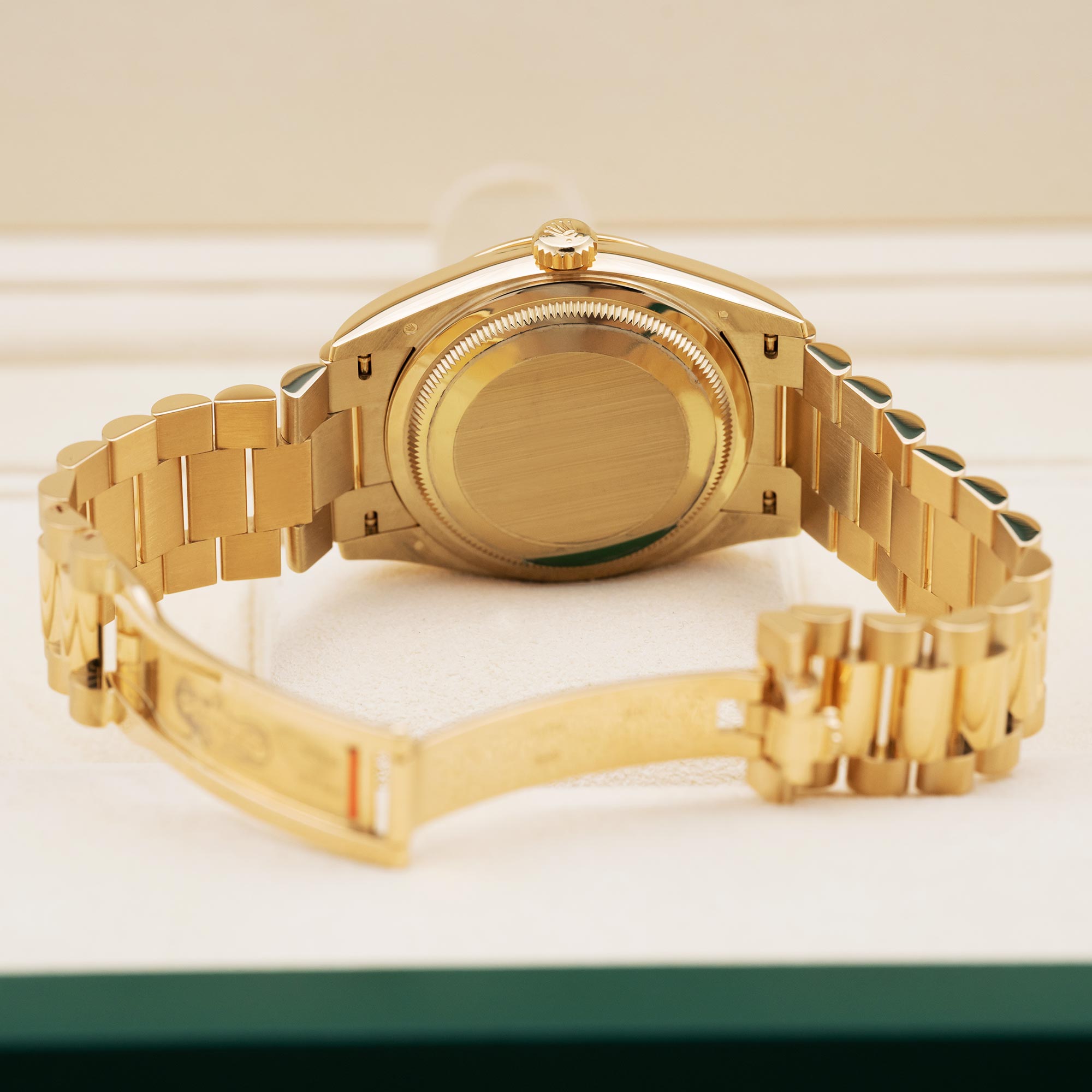 Rolex Day-Date 36 128238 Thumbnail 4