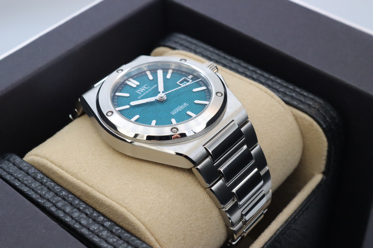 IWC Ingenieur IW328903 Thumbnail 2