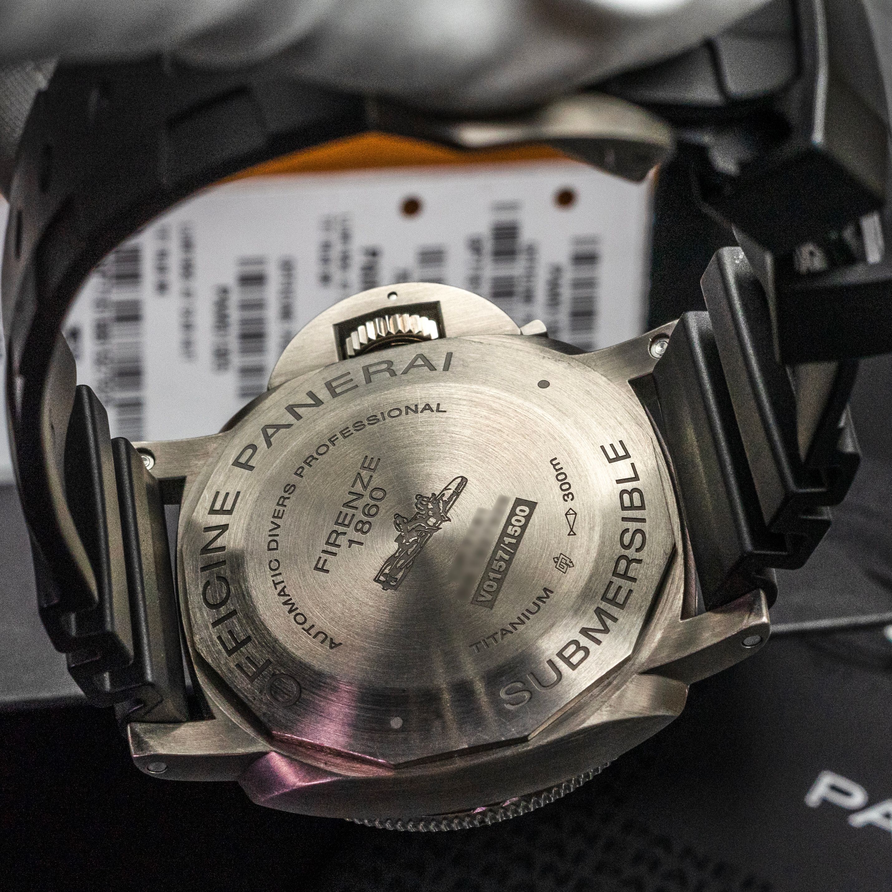 Panerai Submersible PAM01305 Thumbnail 4