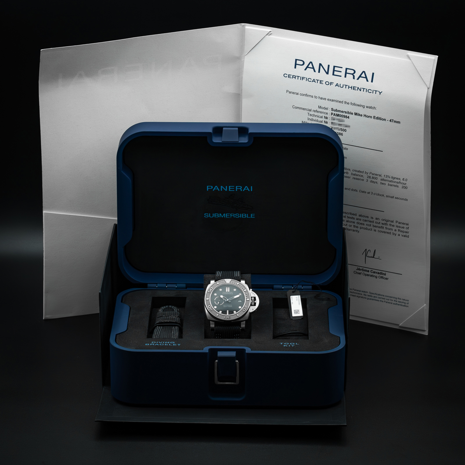 Panerai Submersible PAM00984 Thumbnail 6