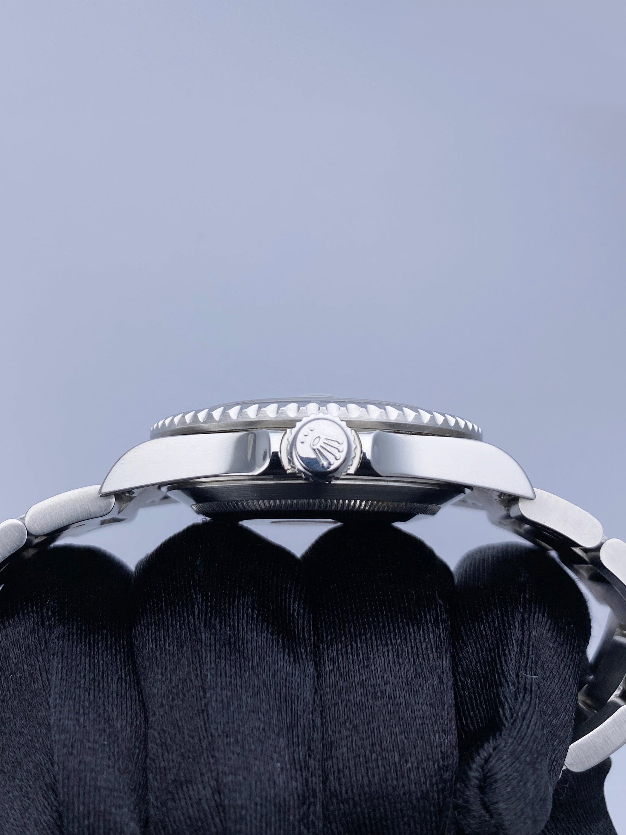 Rolex Submariner 16610 Thumbnail 4